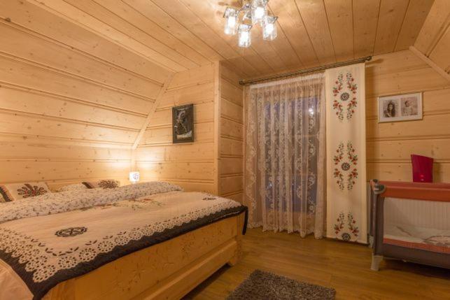Three-Bedroom Chalet photo 2