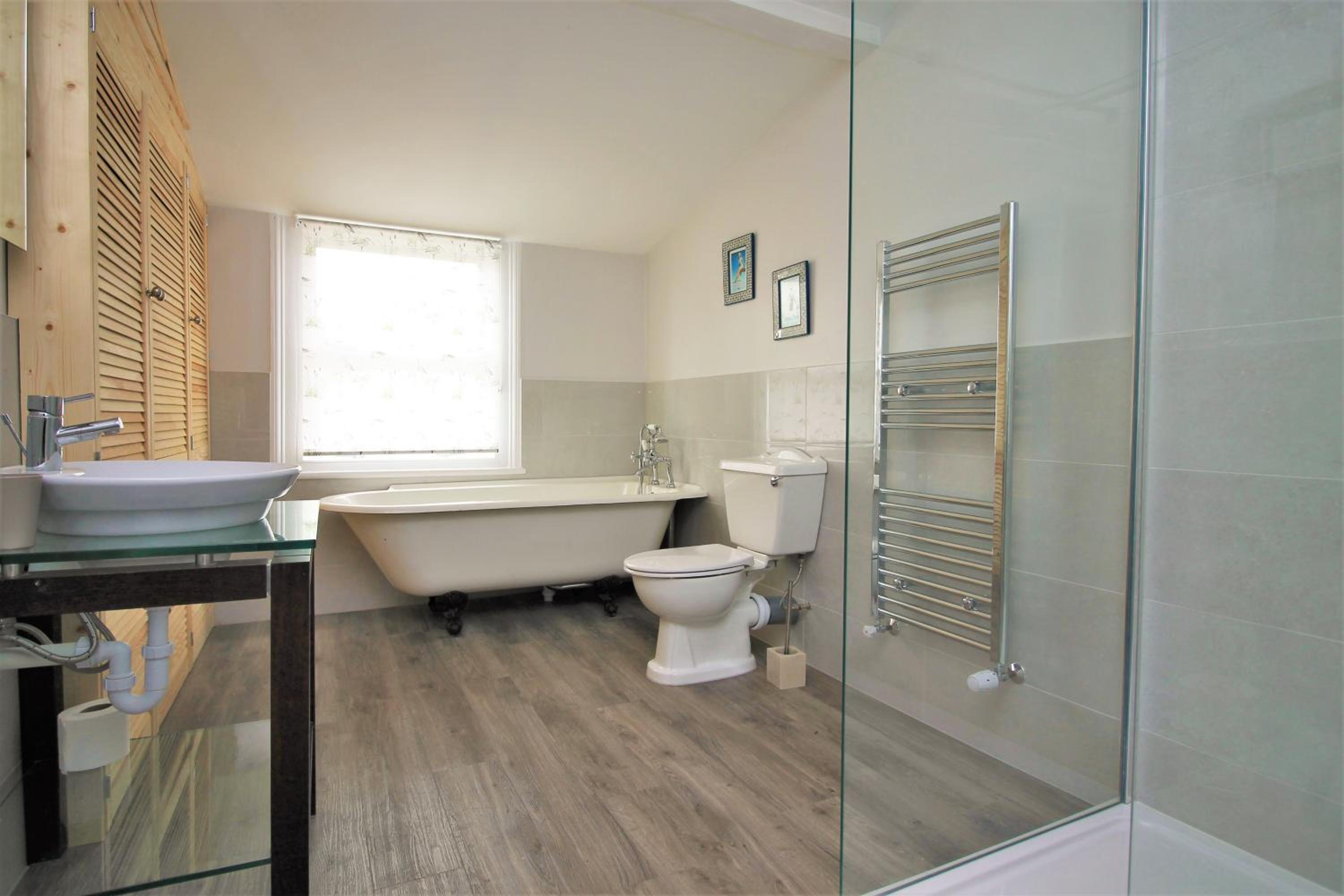 Two-Bedroom House - Photo 6