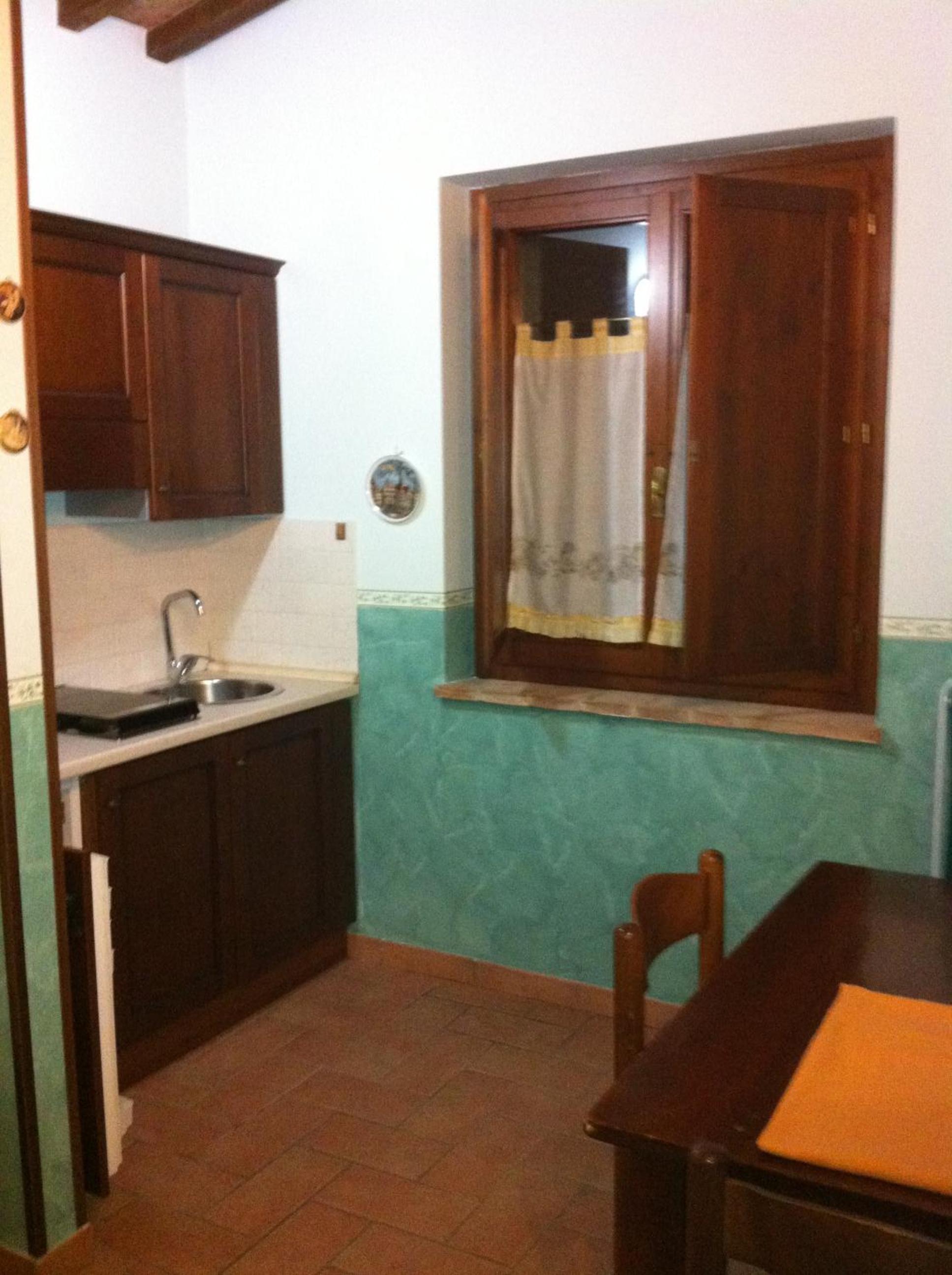 One-Bedroom Apartment - Photo 6