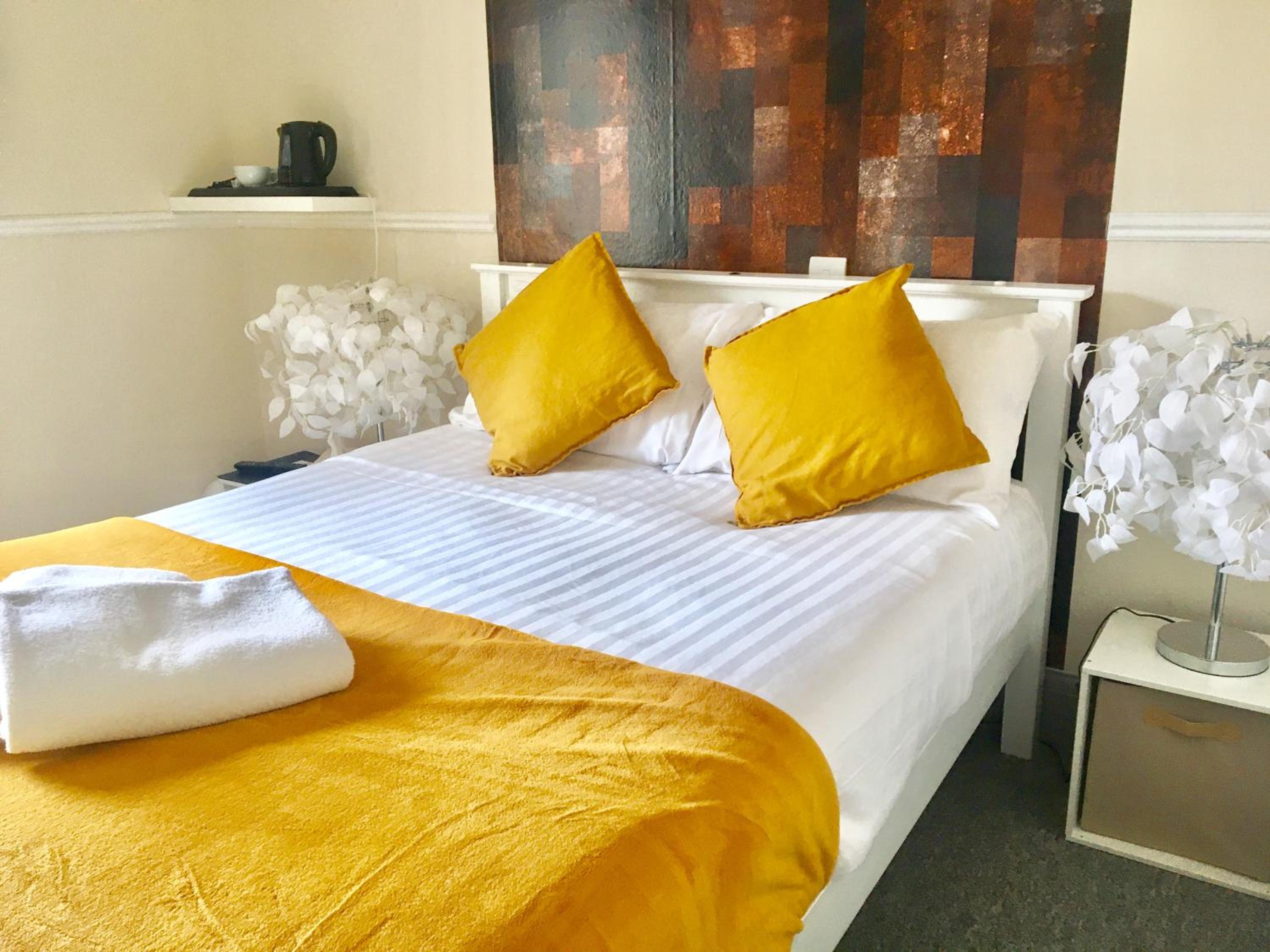 Standard Double Room photo 3