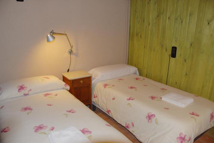 Two-Bedroom Cottage photo 3