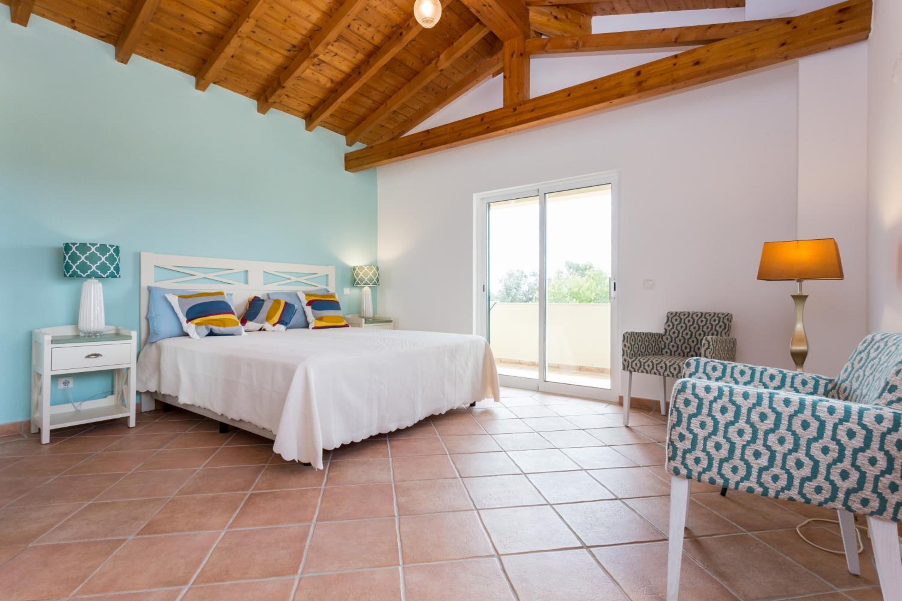 King Room with Pool View photo 1