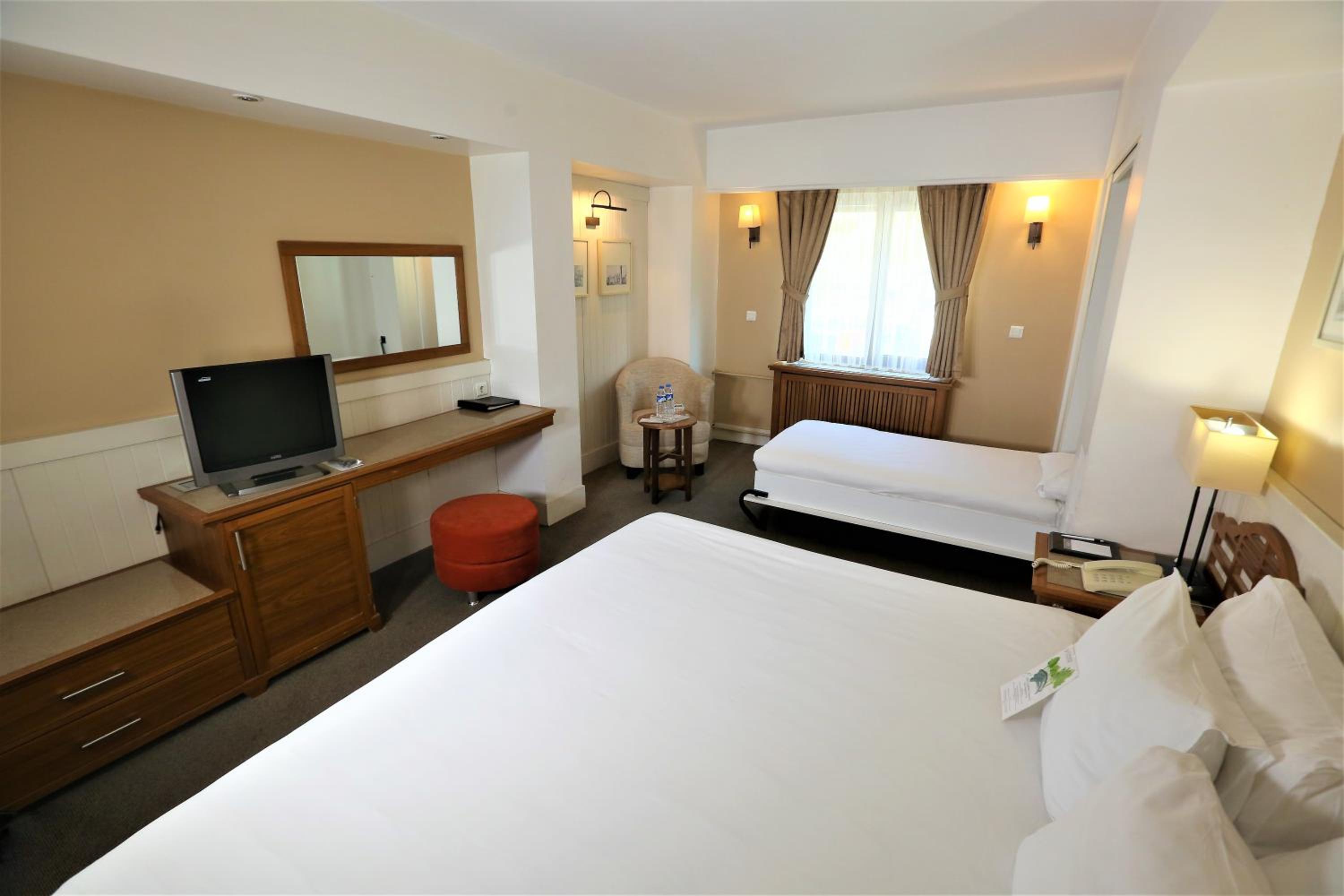 Superior King Room photo 1