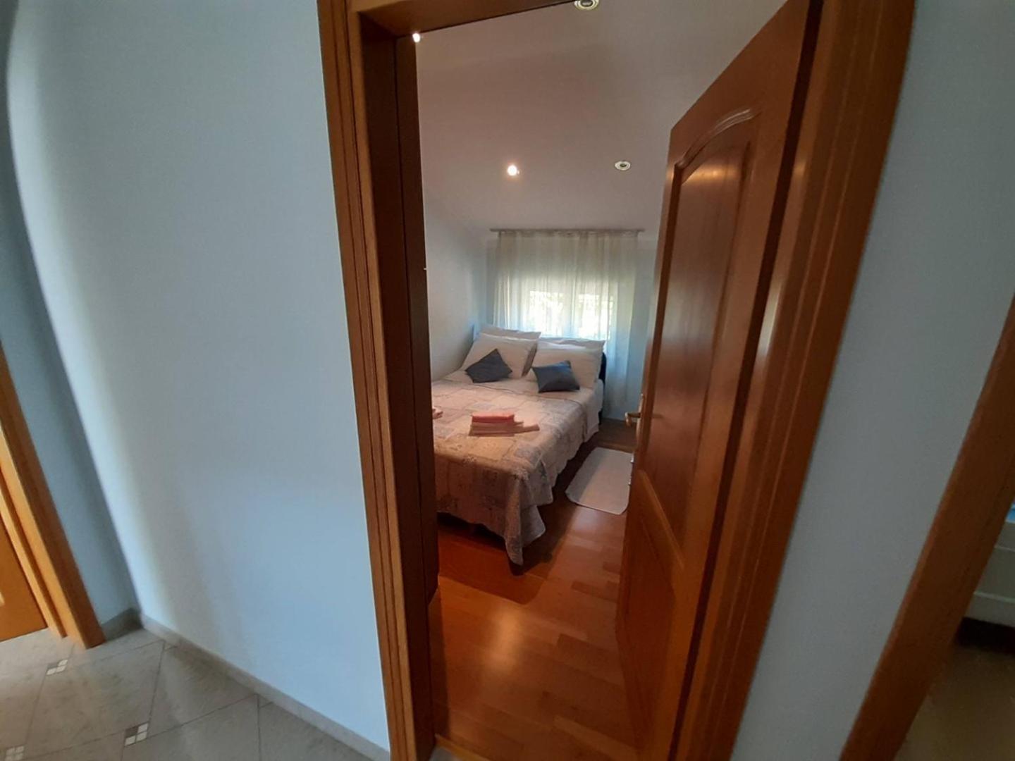 Apartment With Garden View photo 3