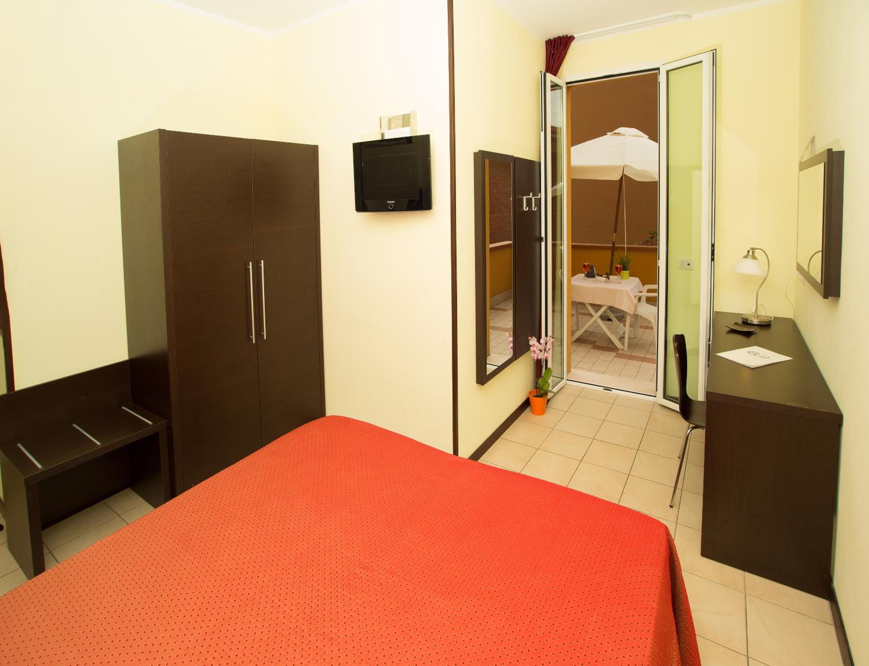Double Room with Balcony photo 1
