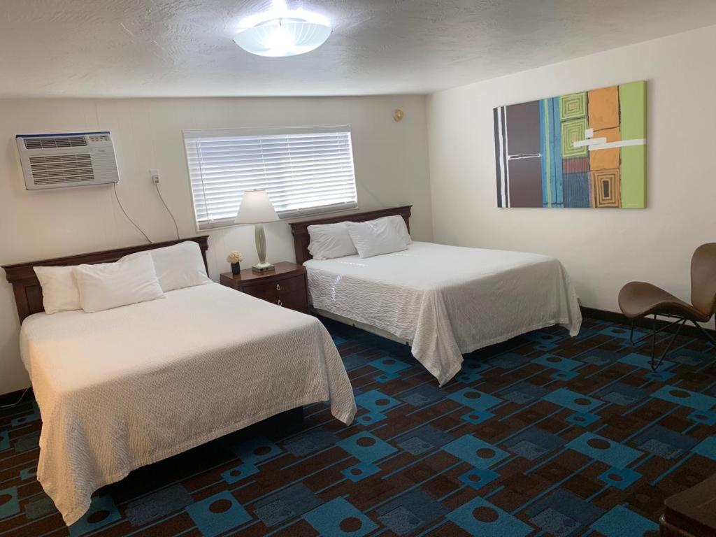 Deluxe Family Room - Photo 8