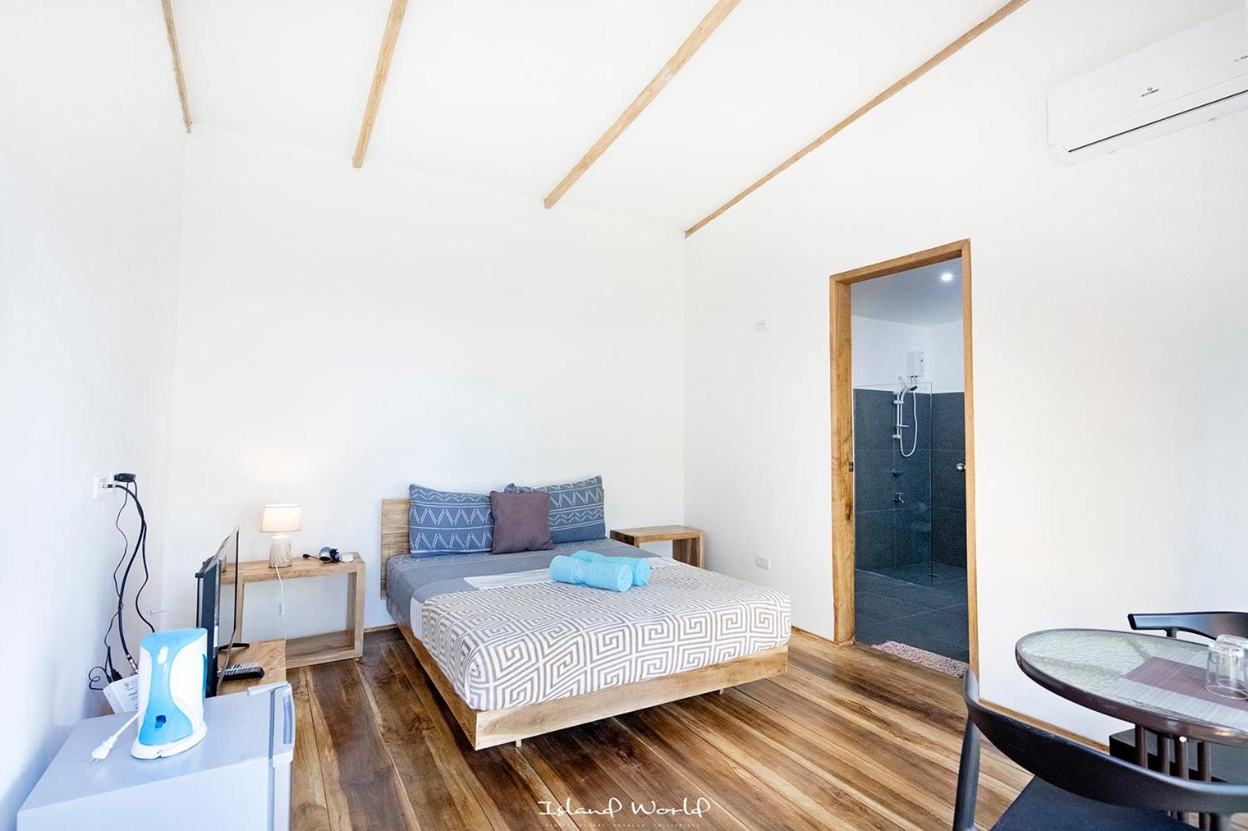 Double Room with Garden View (Free One-way Airport Departure Transfer) photo 3
