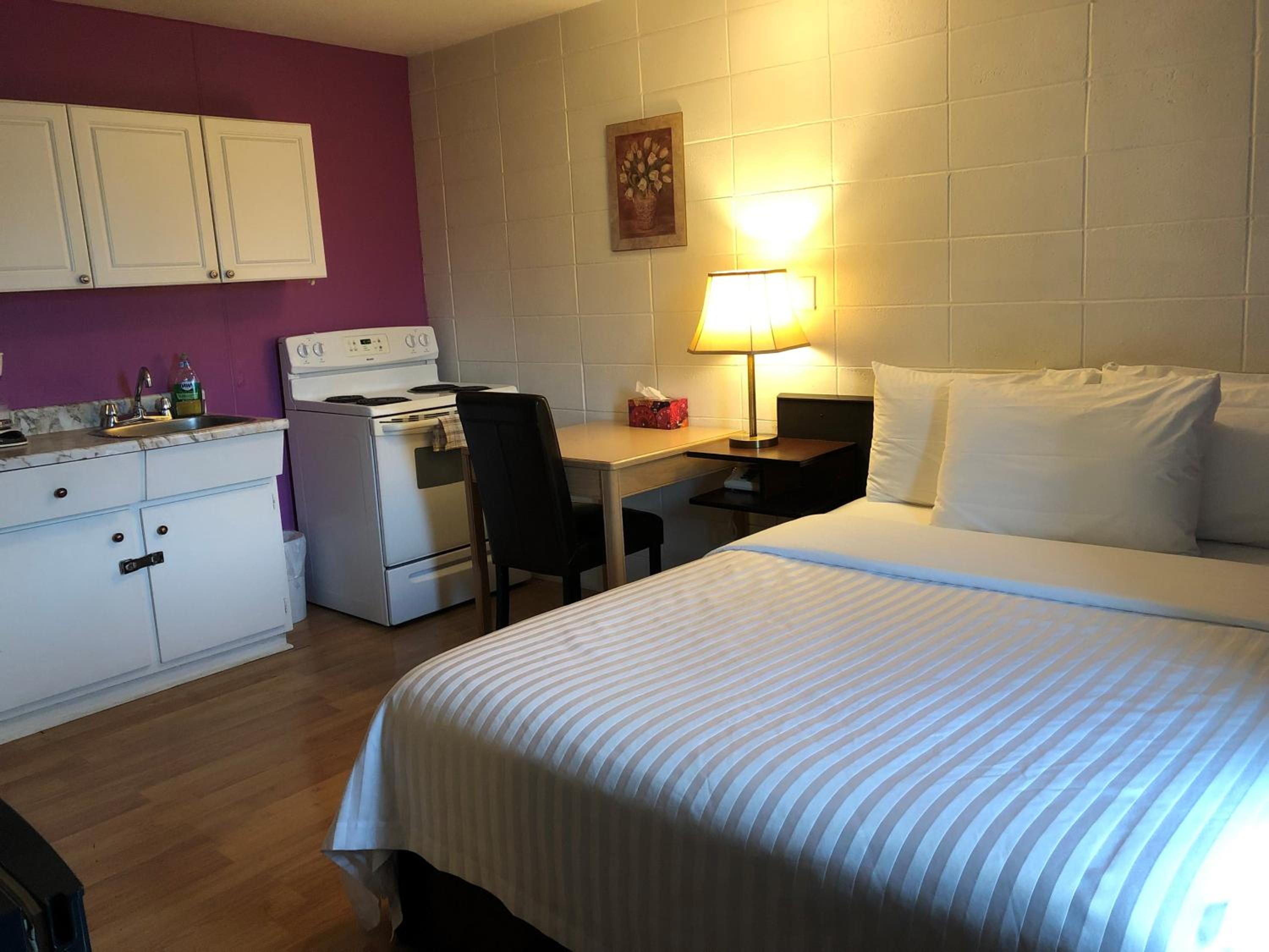 Studio Apartment with Sea View photo 2