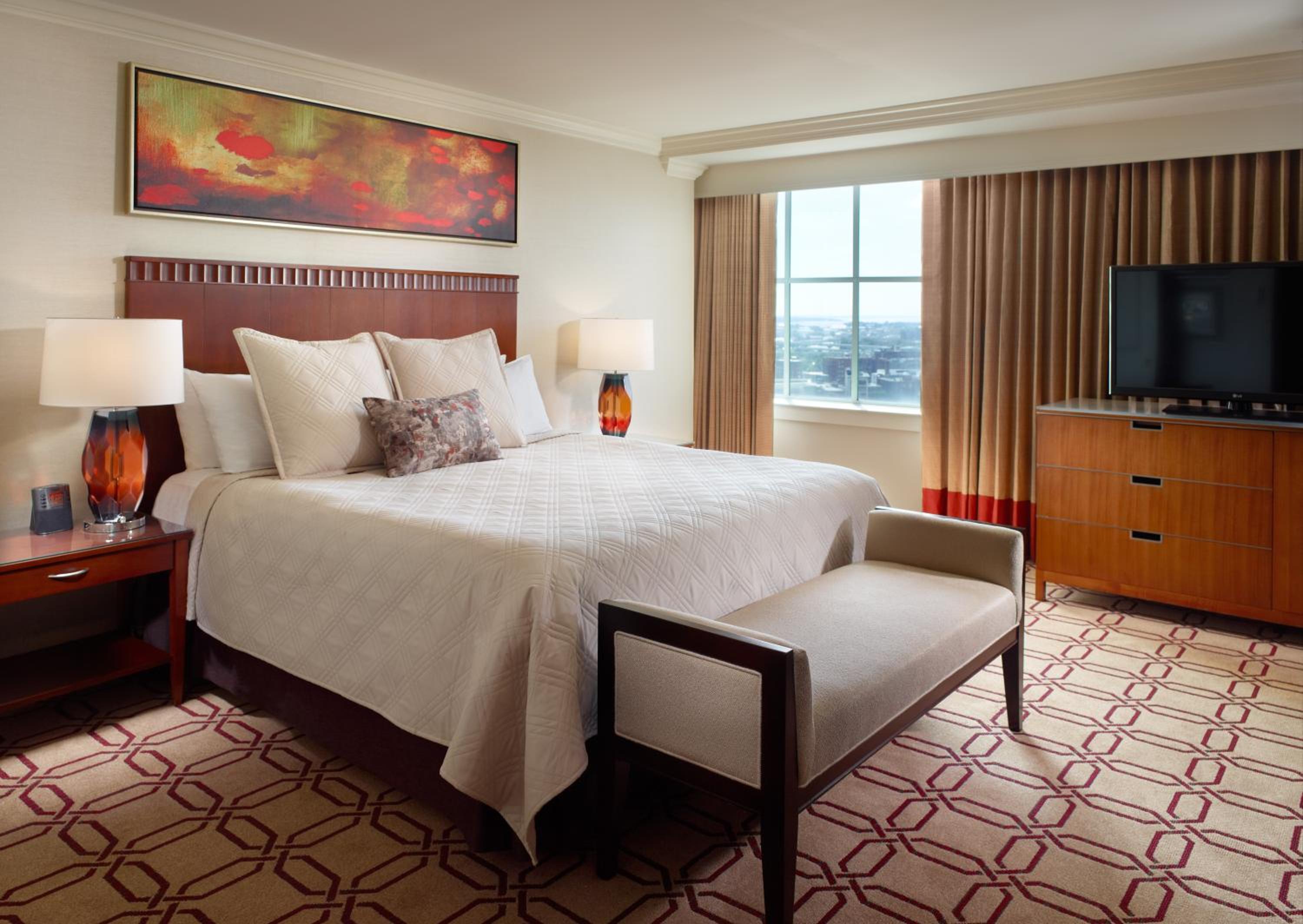 Corner Suite 1 King Bed