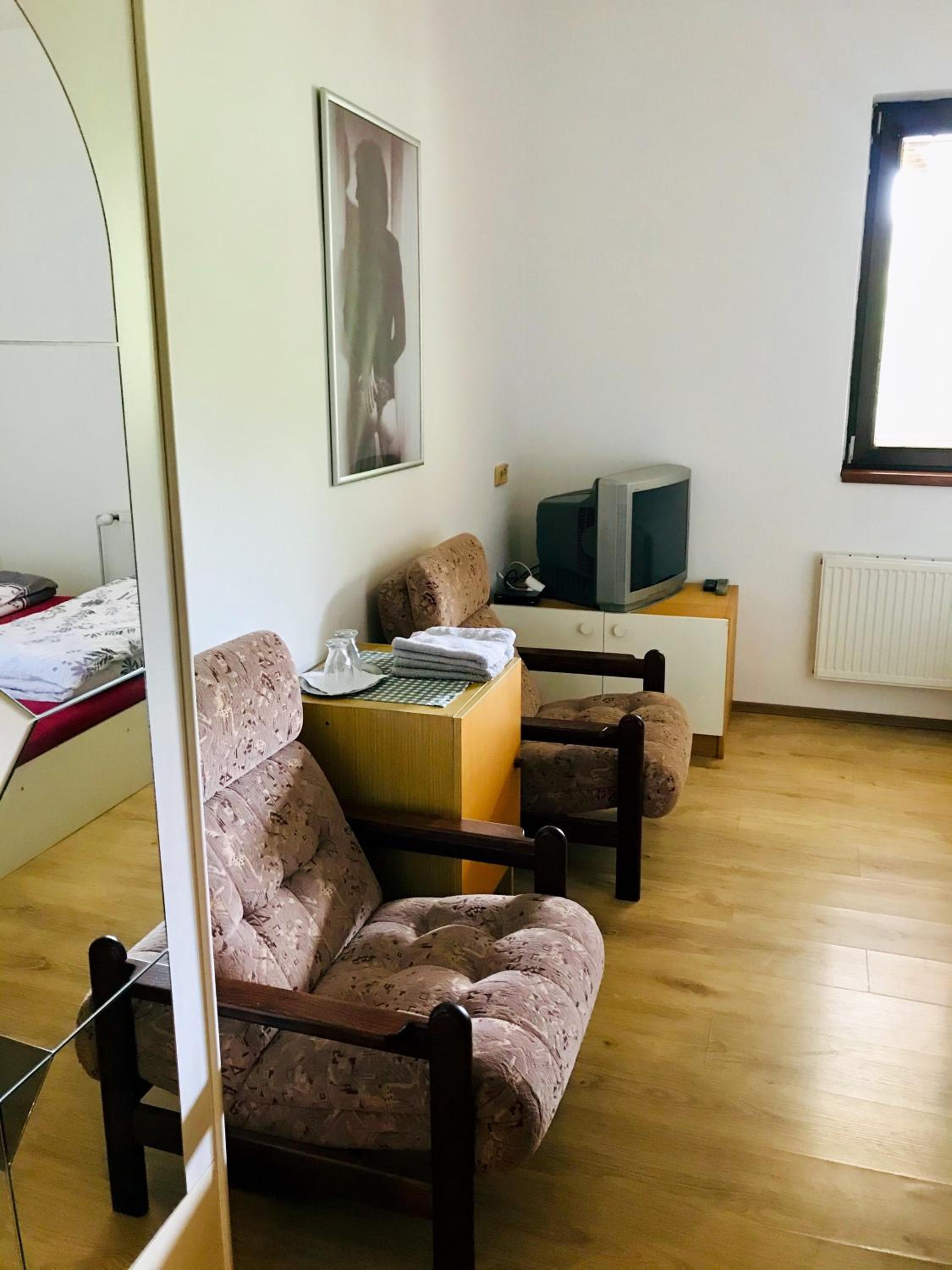 Standard Double Room photo 3
