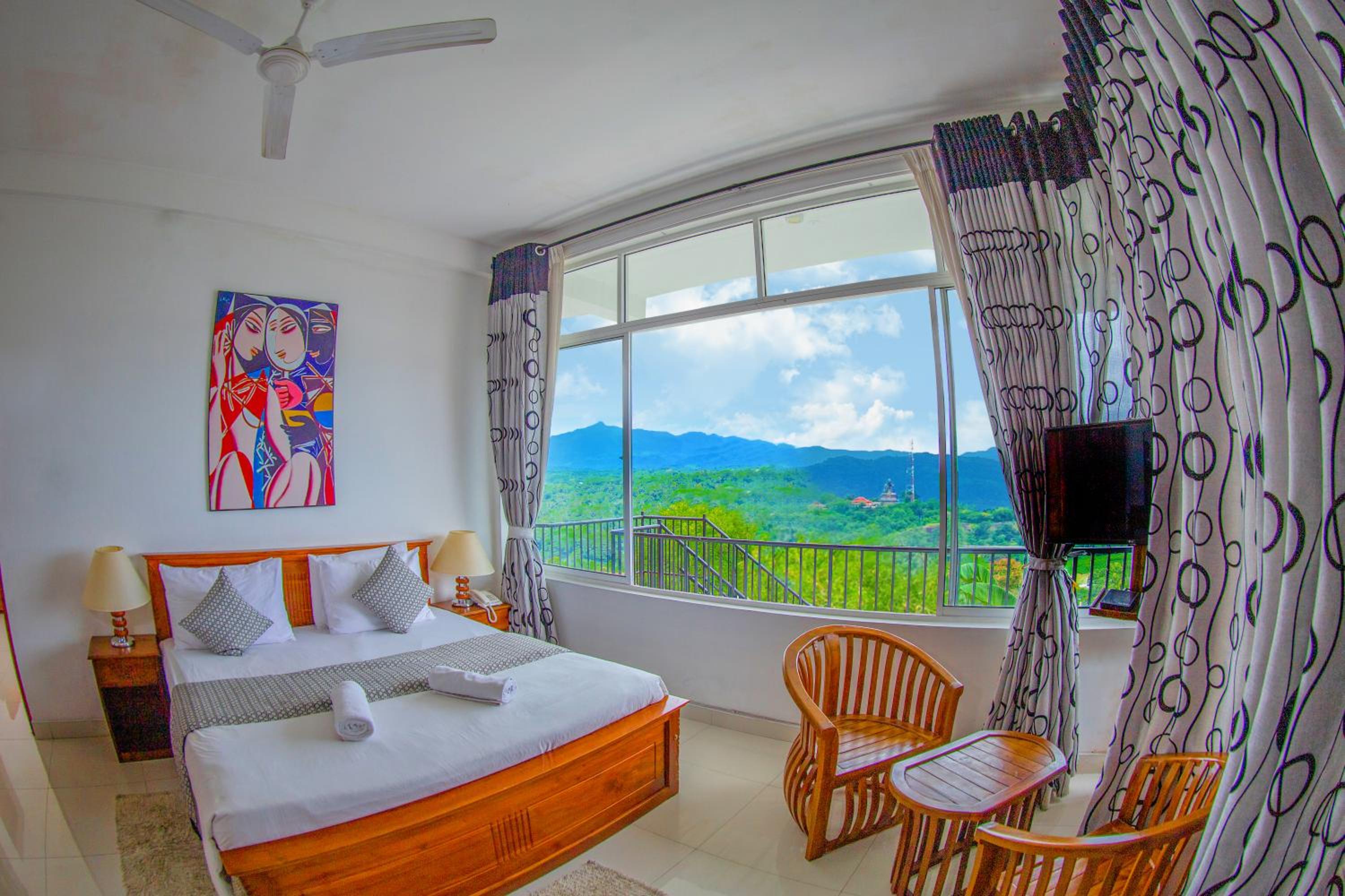 Deluxe Room with Mountain View photo 1