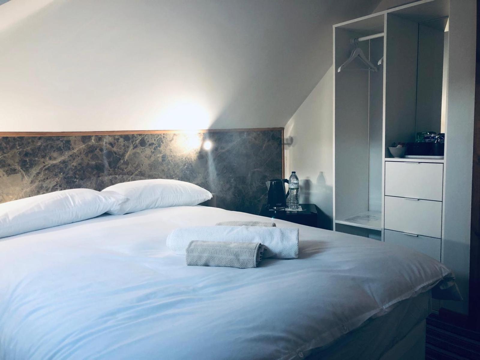 Double Room - Photo 34