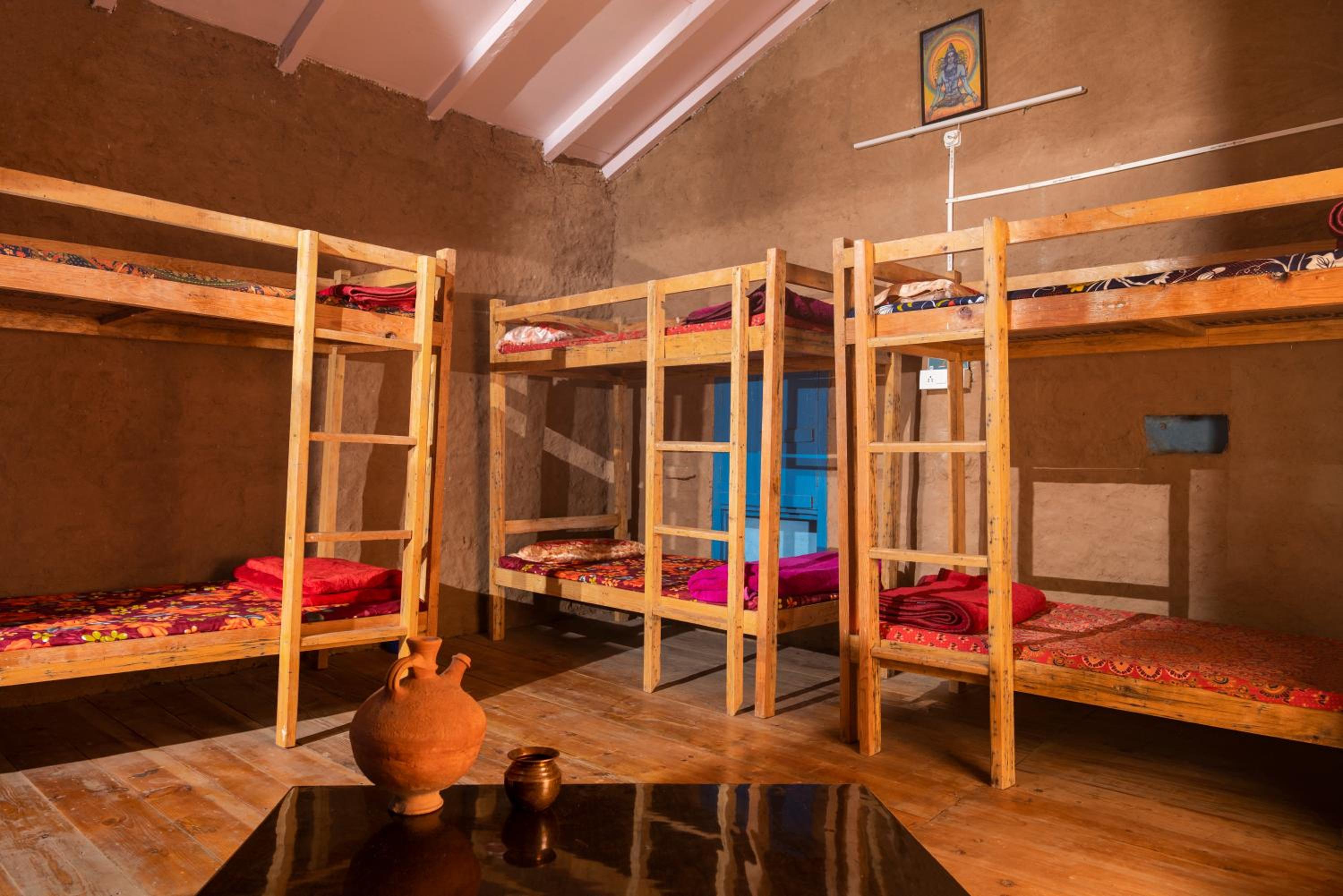 Bed in 6-Bed Dormitory Room photo 1