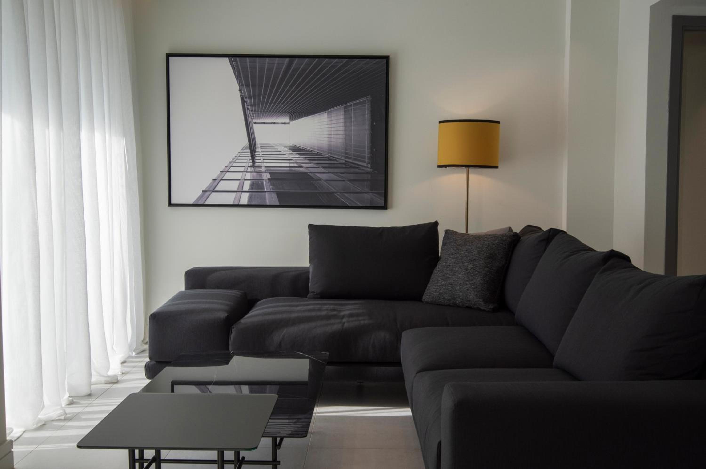 Apartment with Private Garden  photo 3