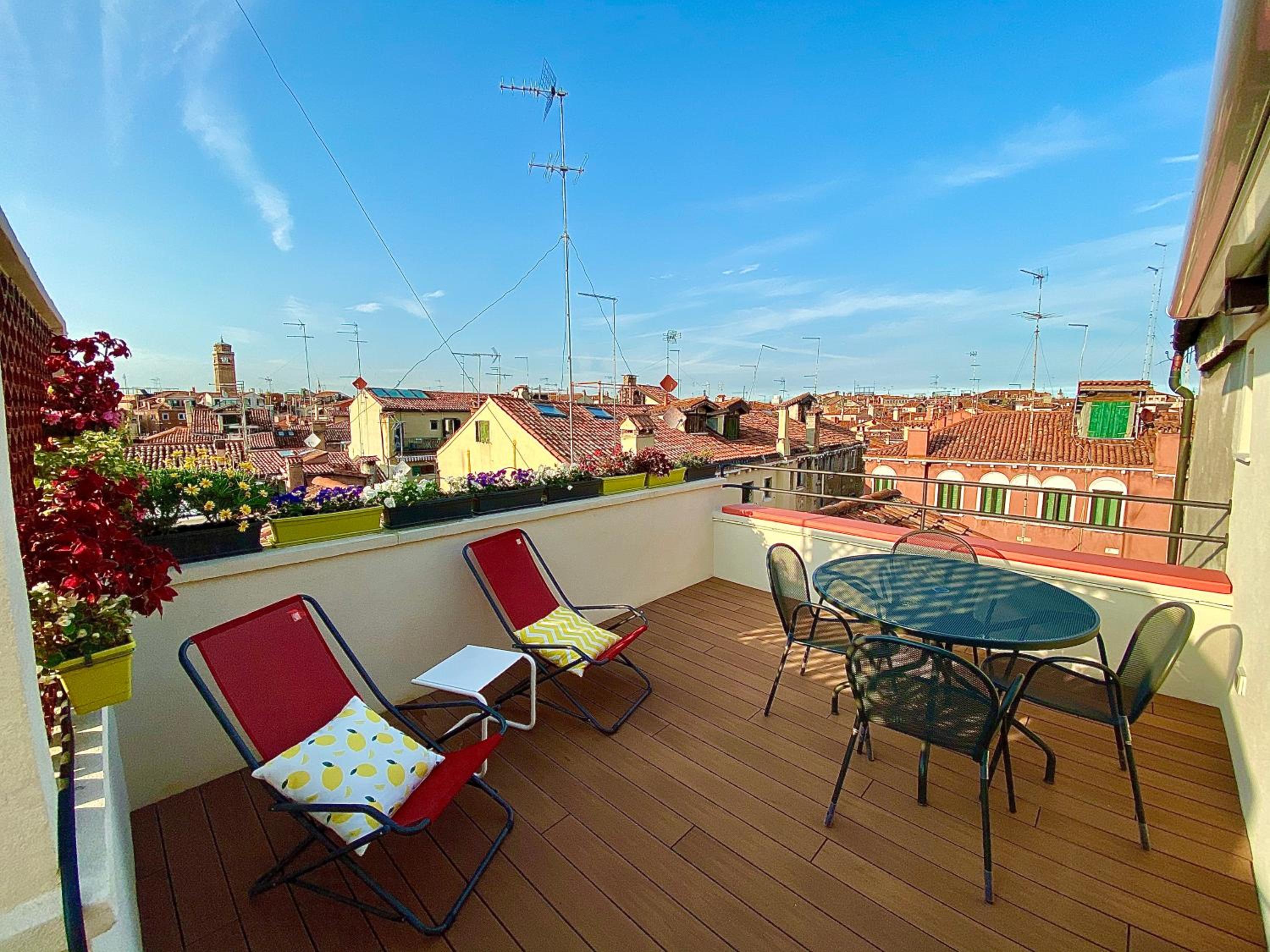 Penthouse Apartment photo 3