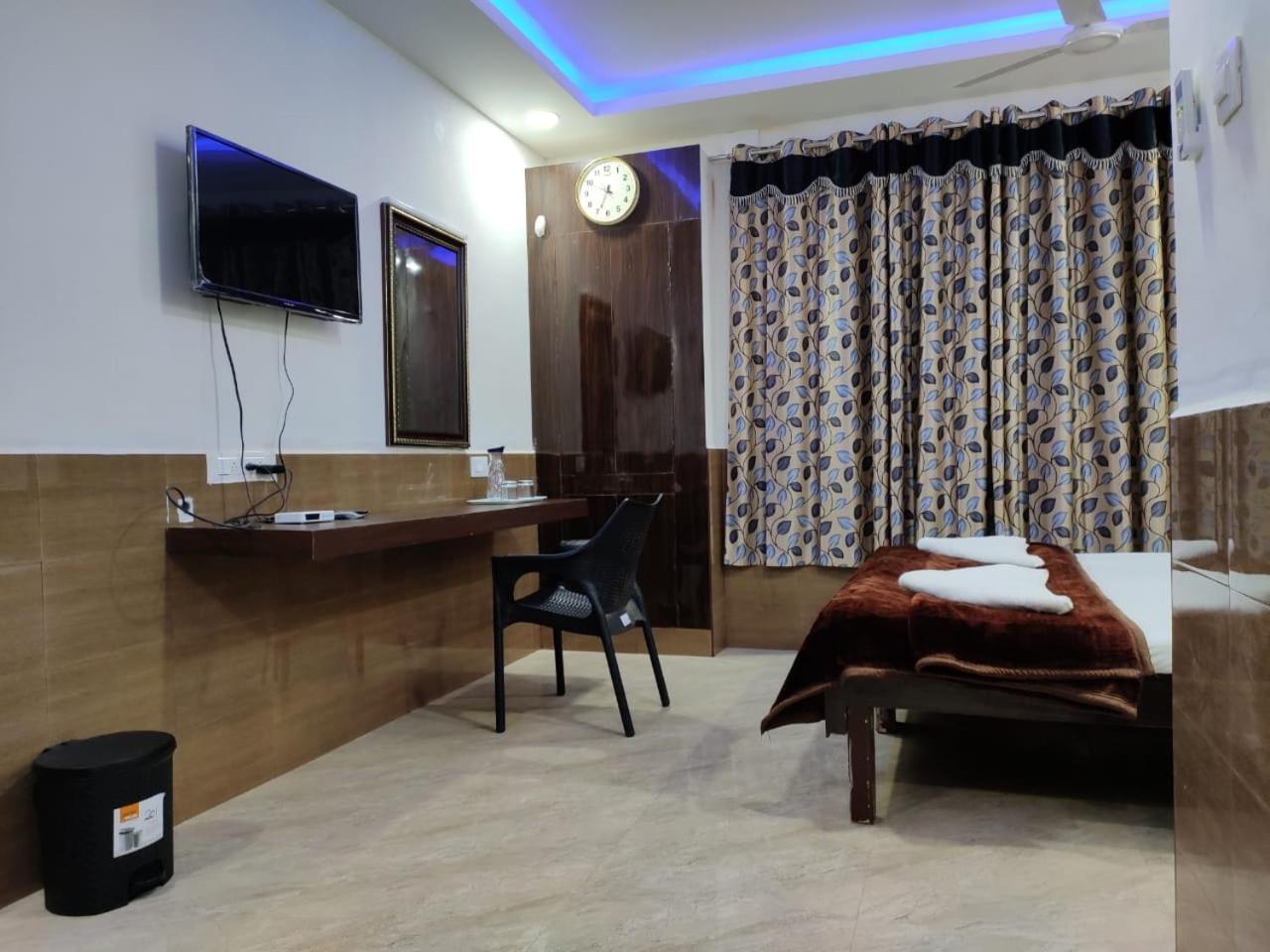 Deluxe Double Room - Photo 3