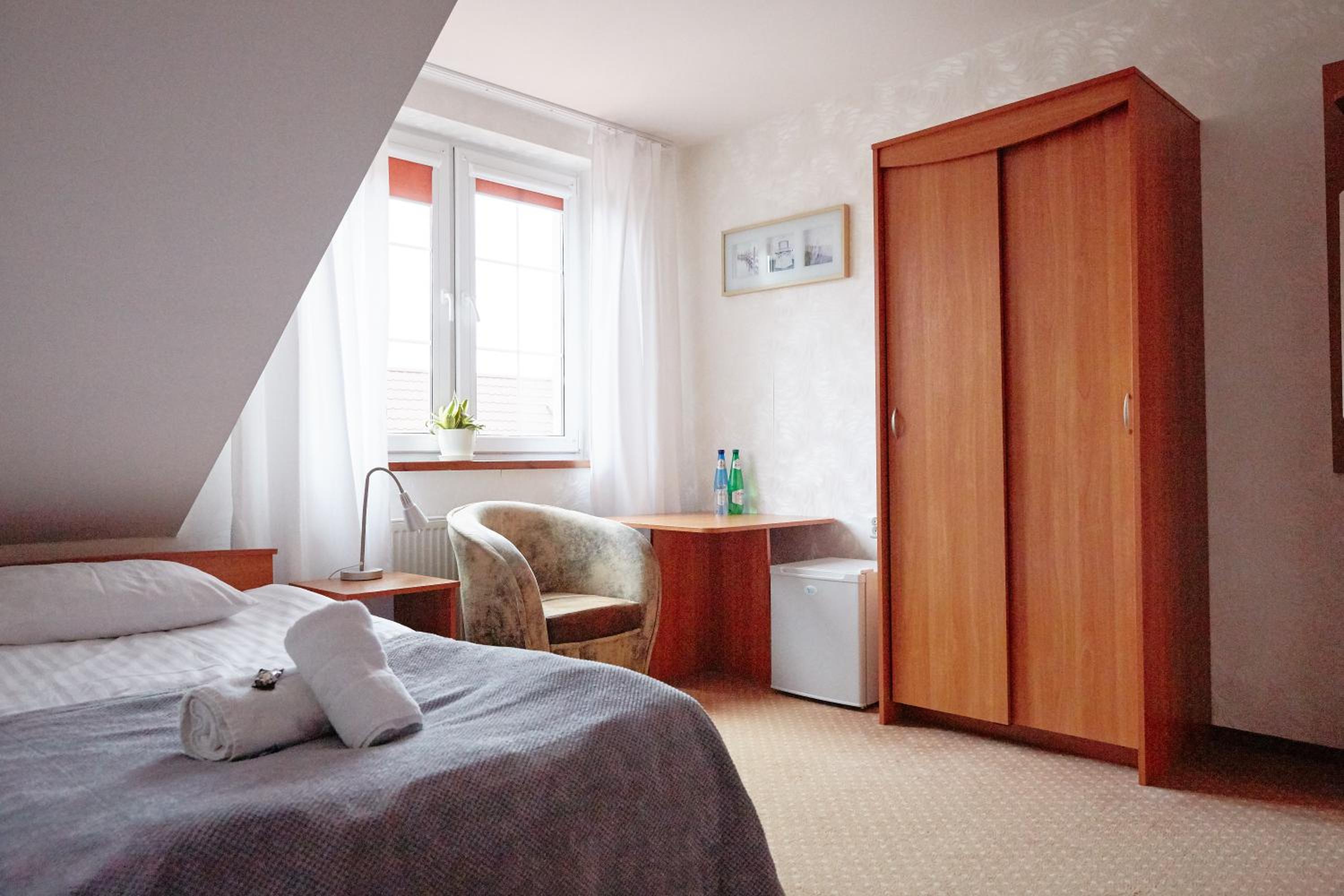 Large Single Room photo 3