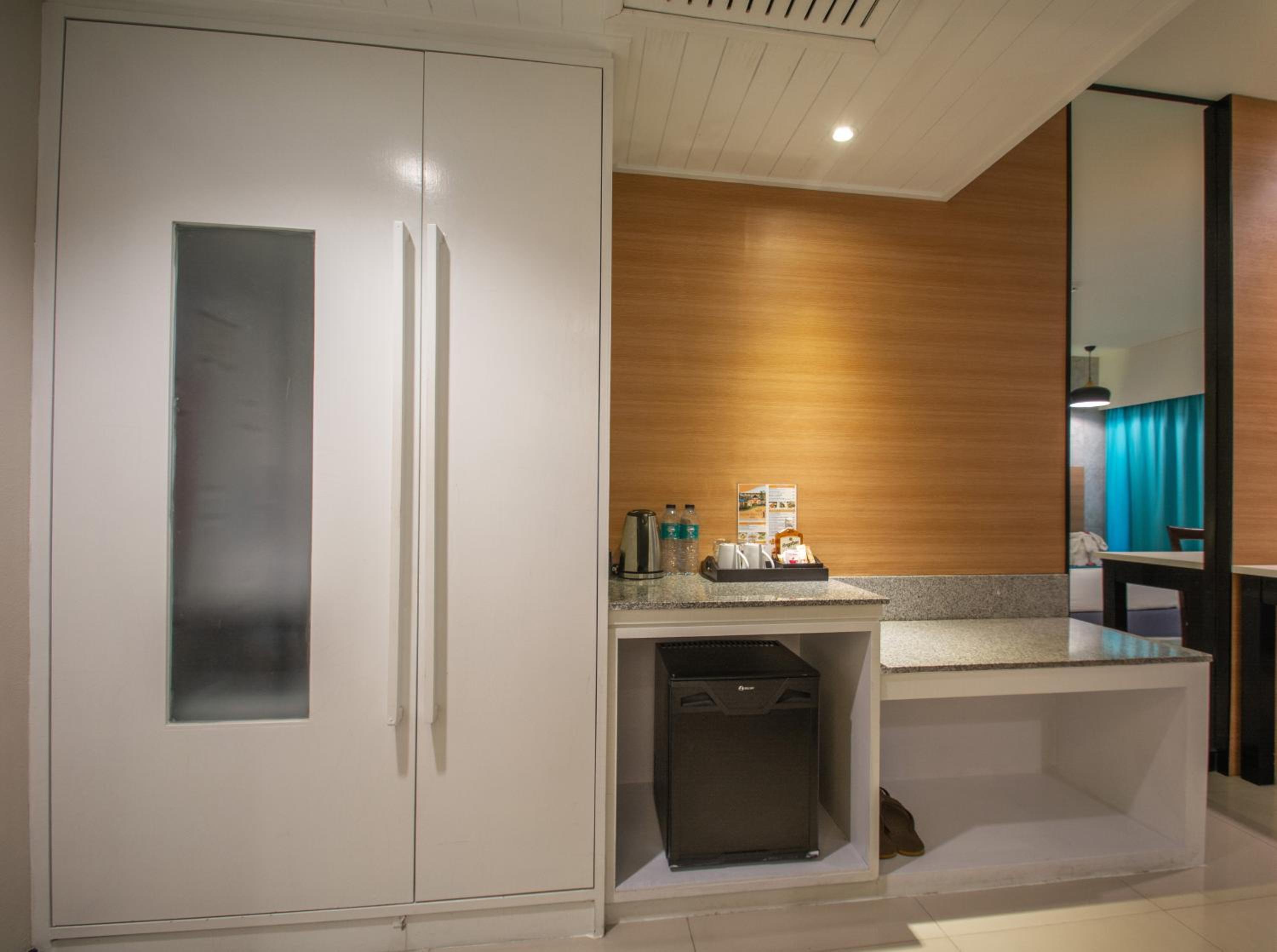 Deluxe Summit Wing - Photo 10