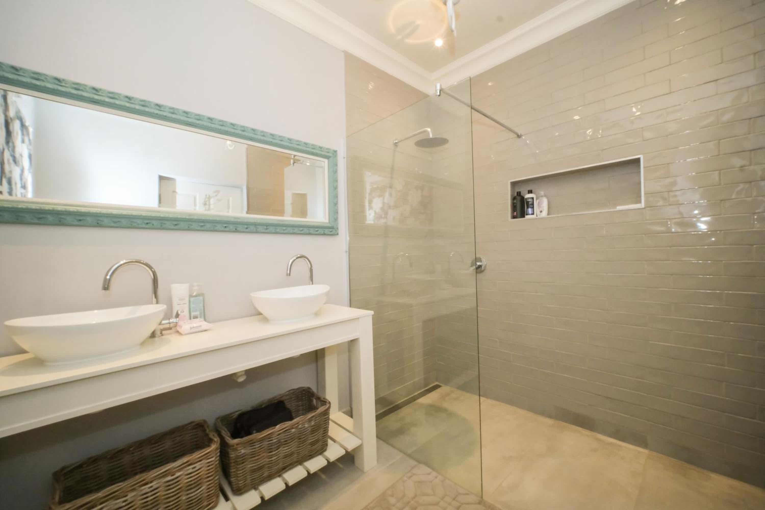 Superior Double Room - Photo 6