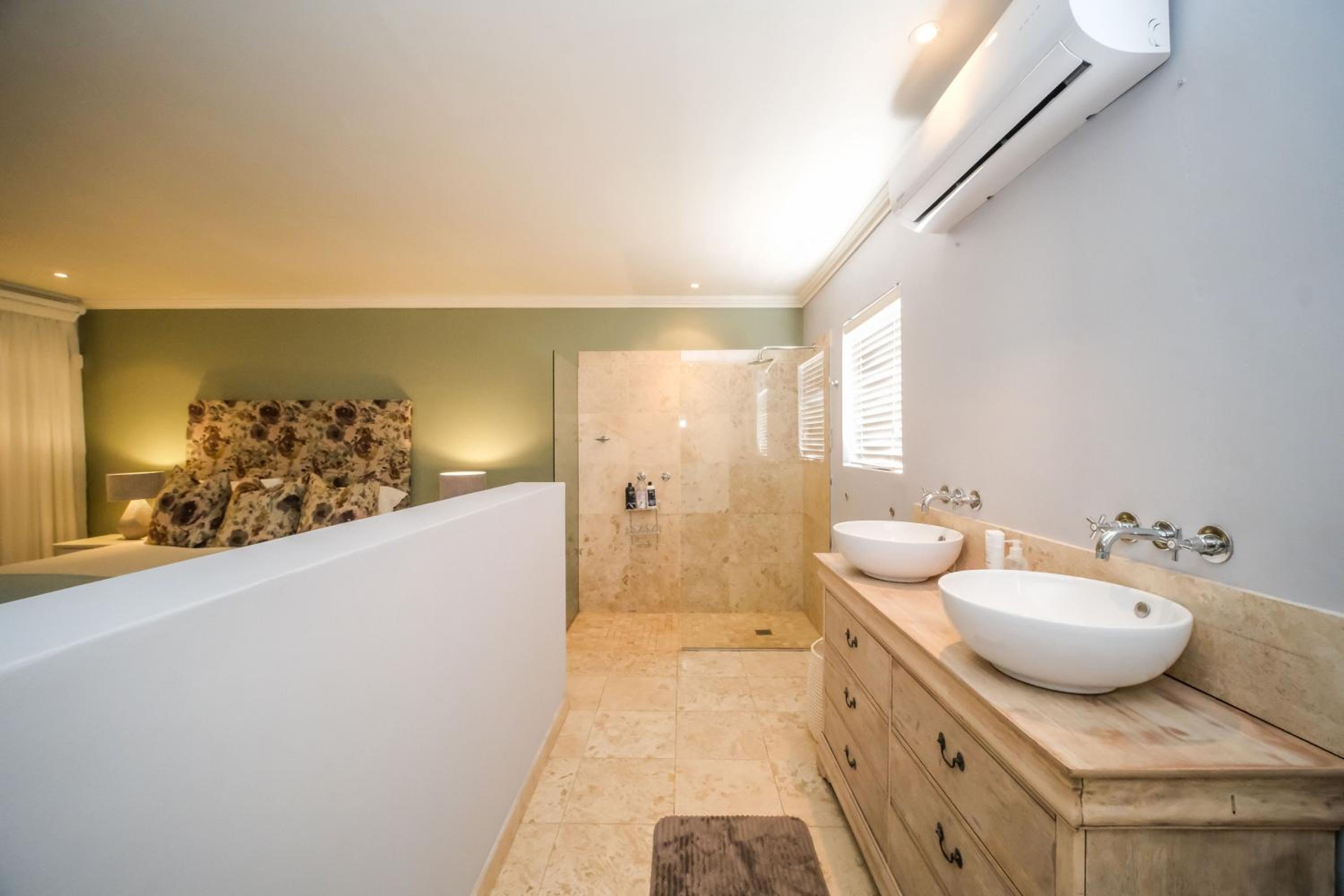 Twin/Double Room - Photo 4