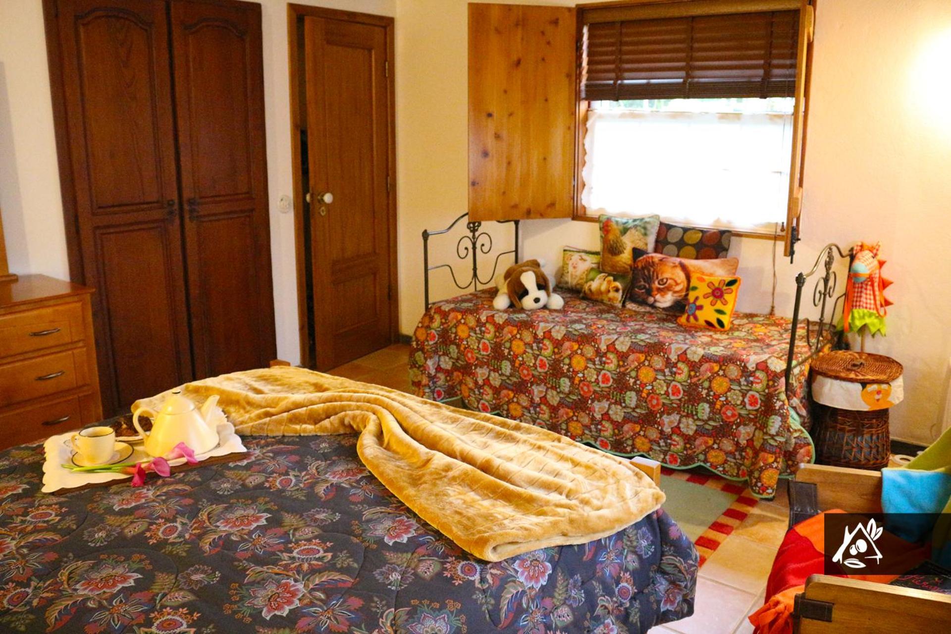 Deluxe Double Room (2 Adults + 1 Child) photo 1
