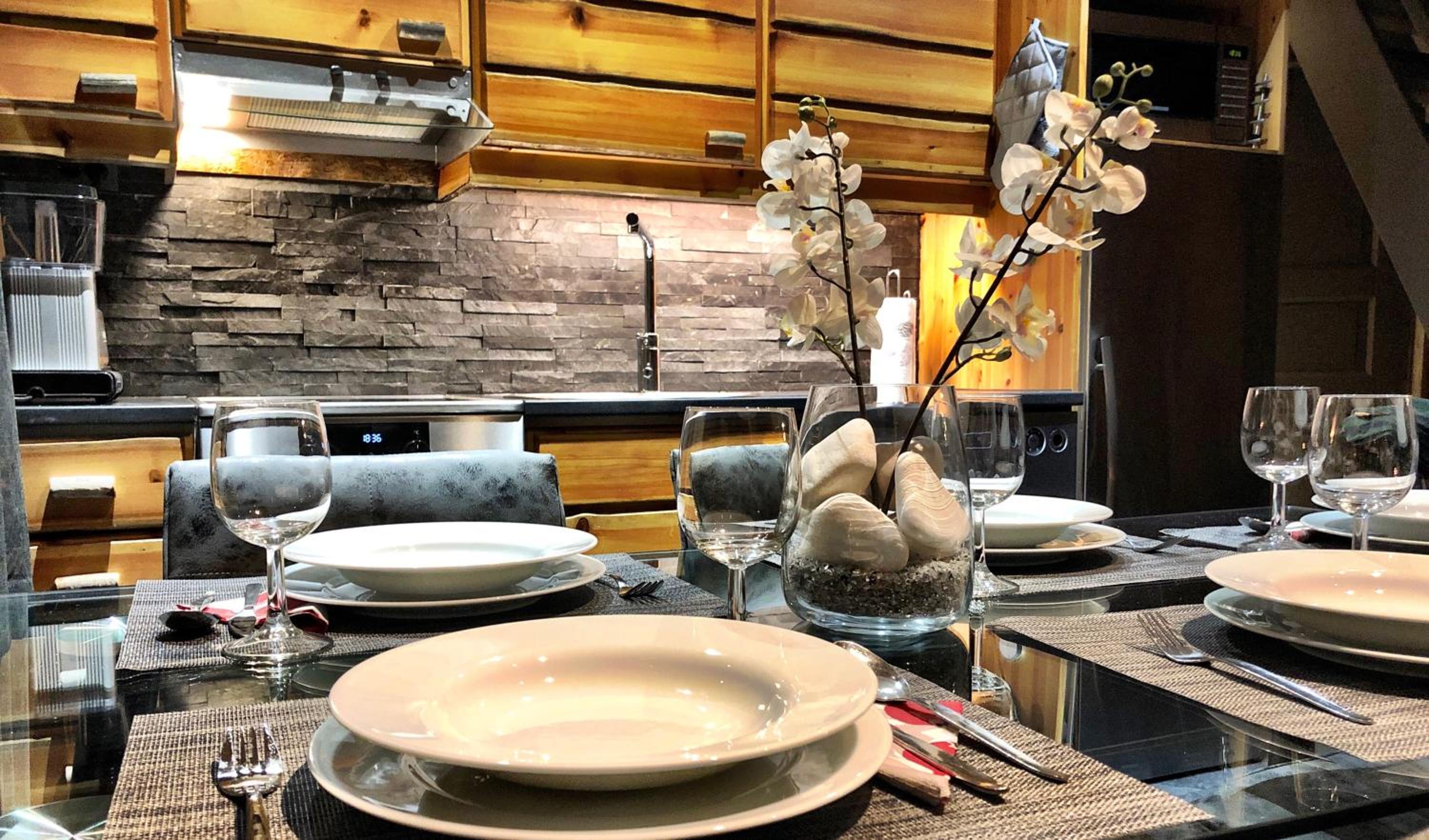Three-Bedroom House - Photo 10