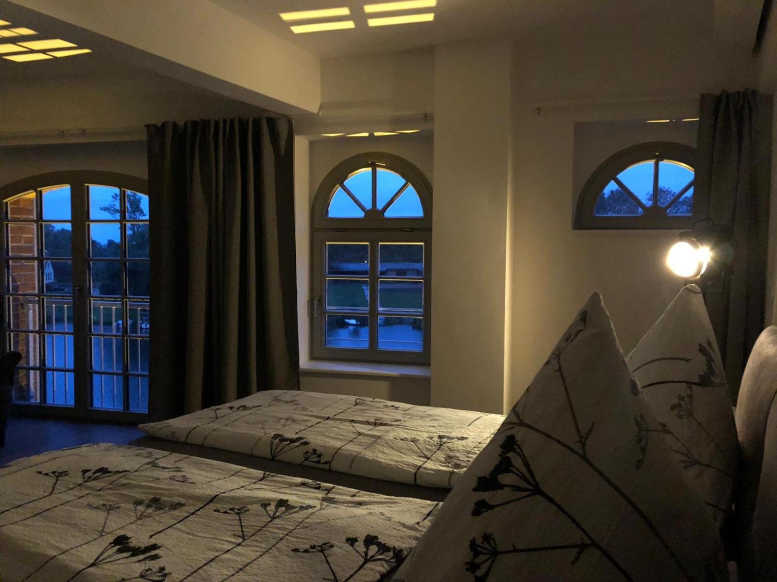 Studio Apartment - Photo 27