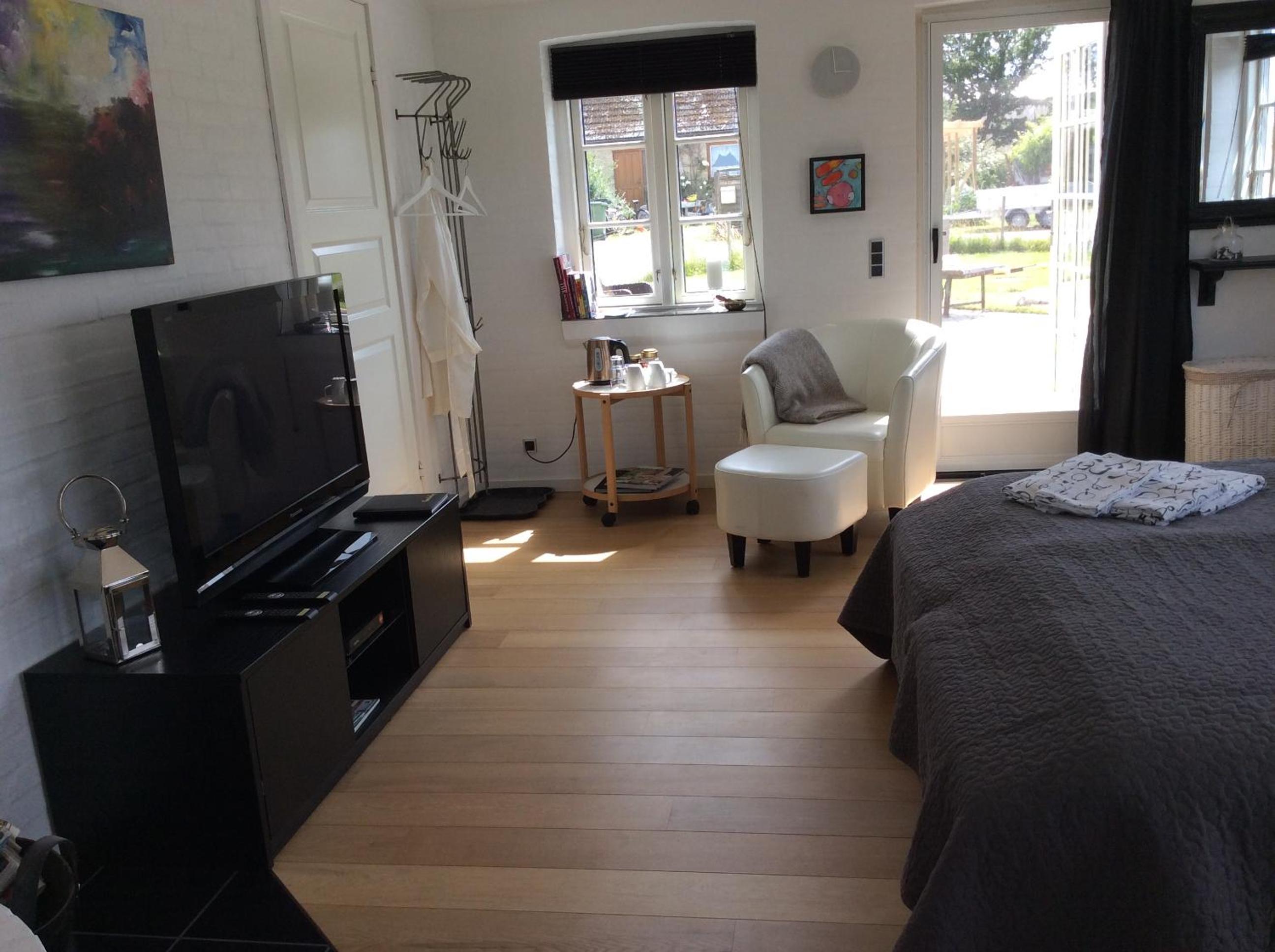 Double Room with Private Bathroom photo 3