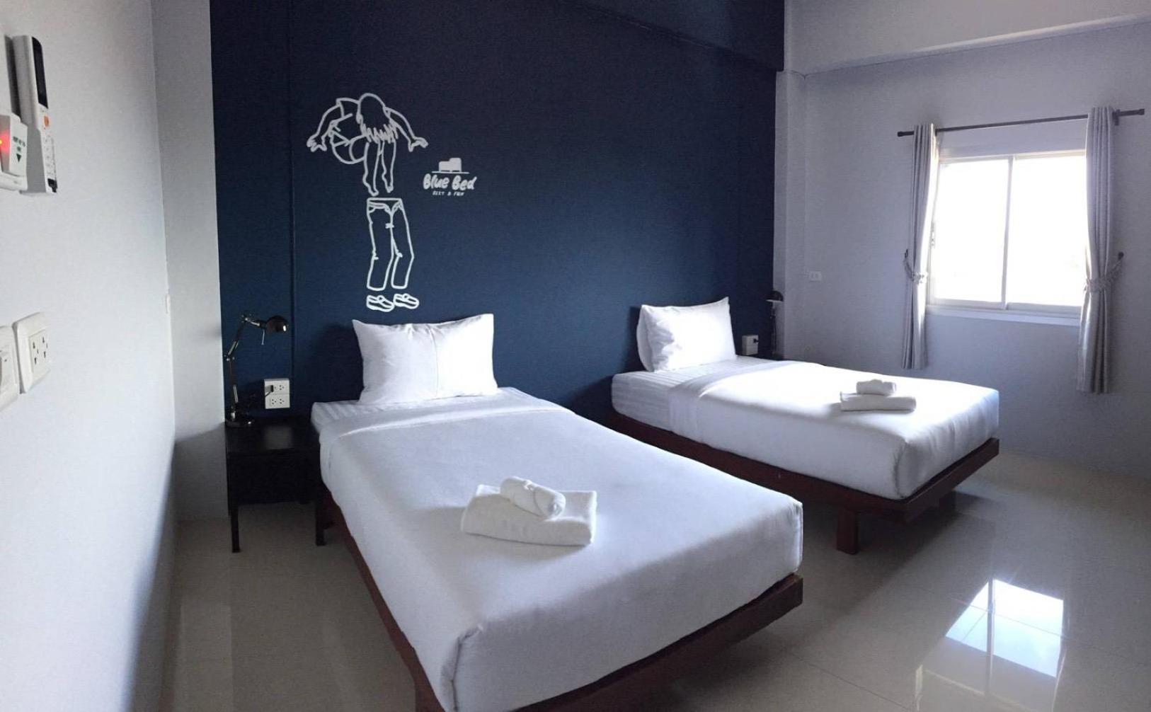 Twin Room - Photo 3