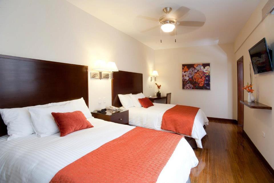 Double Room with Two Double Beds photo 1