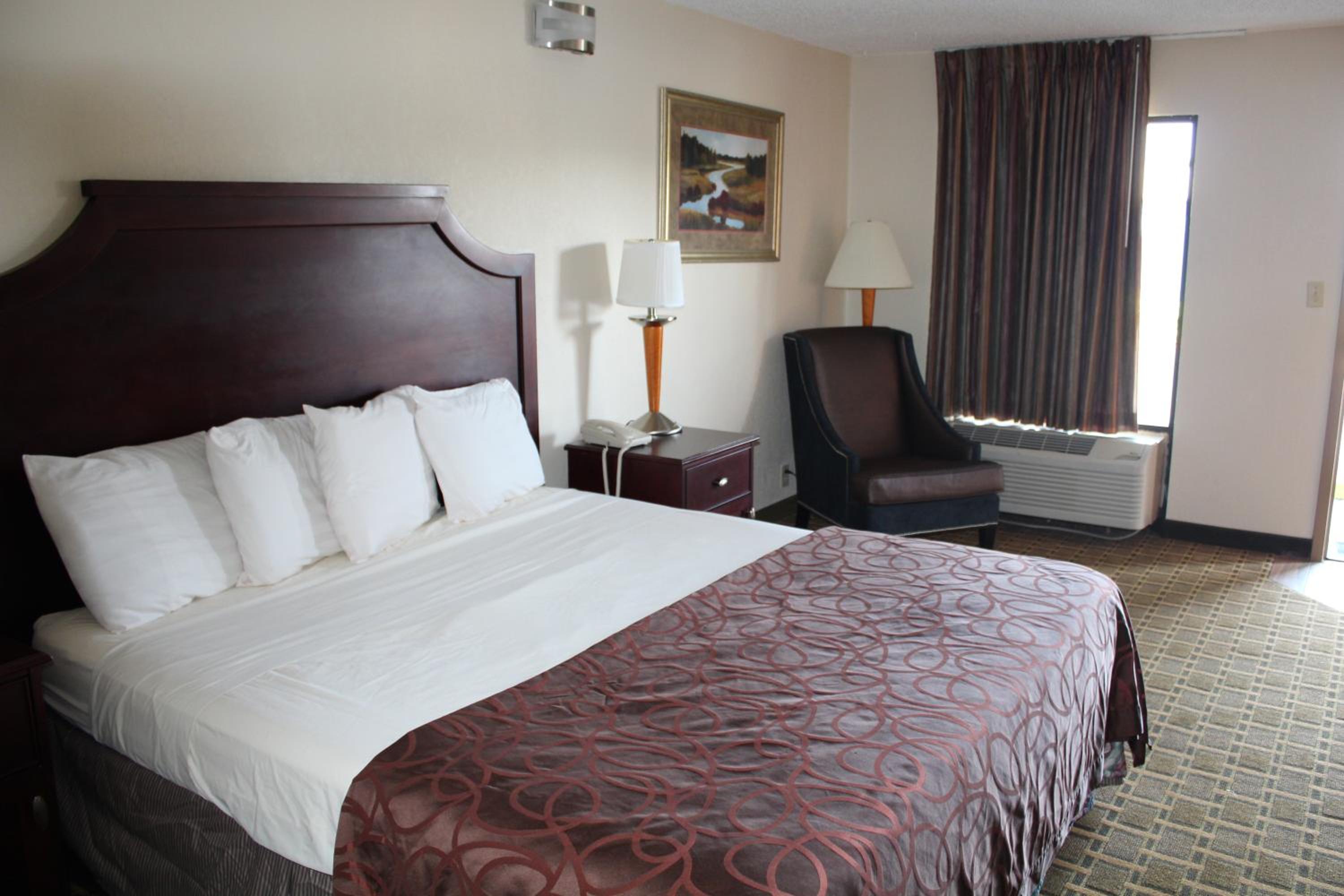 King Room - Non-Smoking photo 3