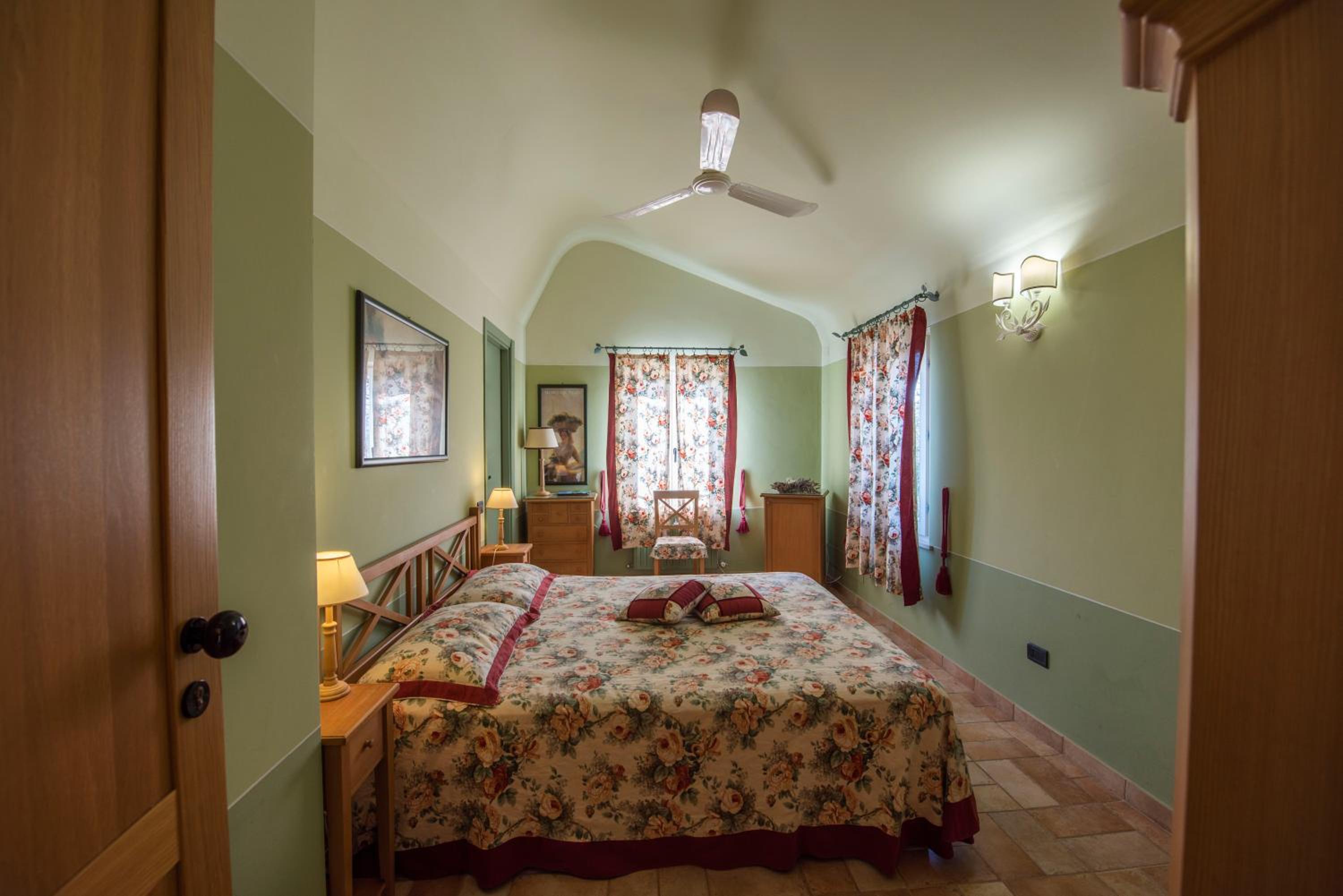 Double Room - Photo 1