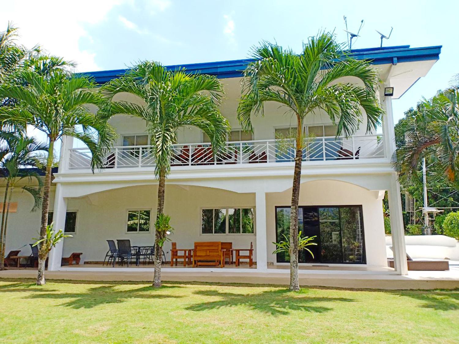 Deluxe Villa photo 2