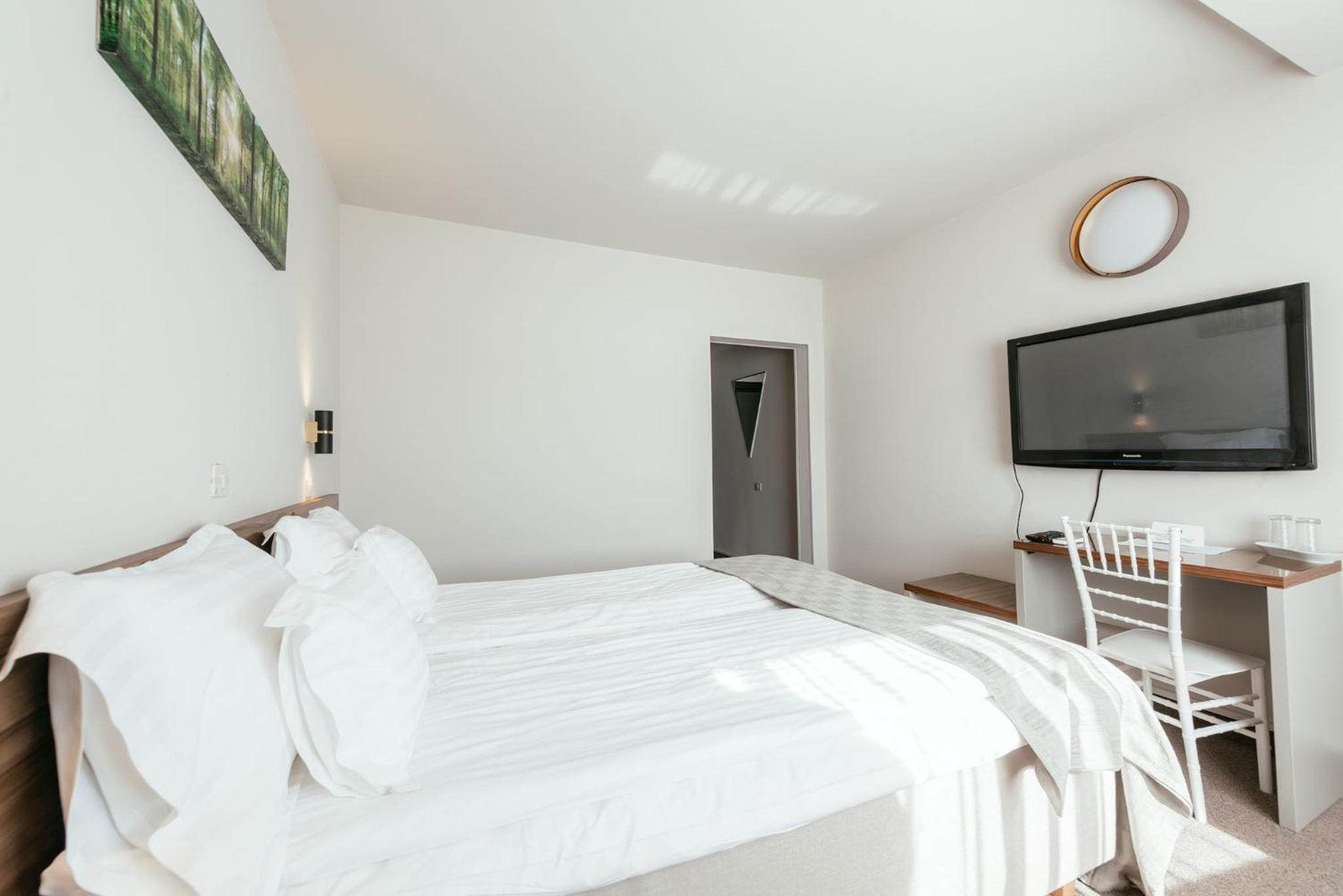 Standard Double or Twin Room - Photo 1