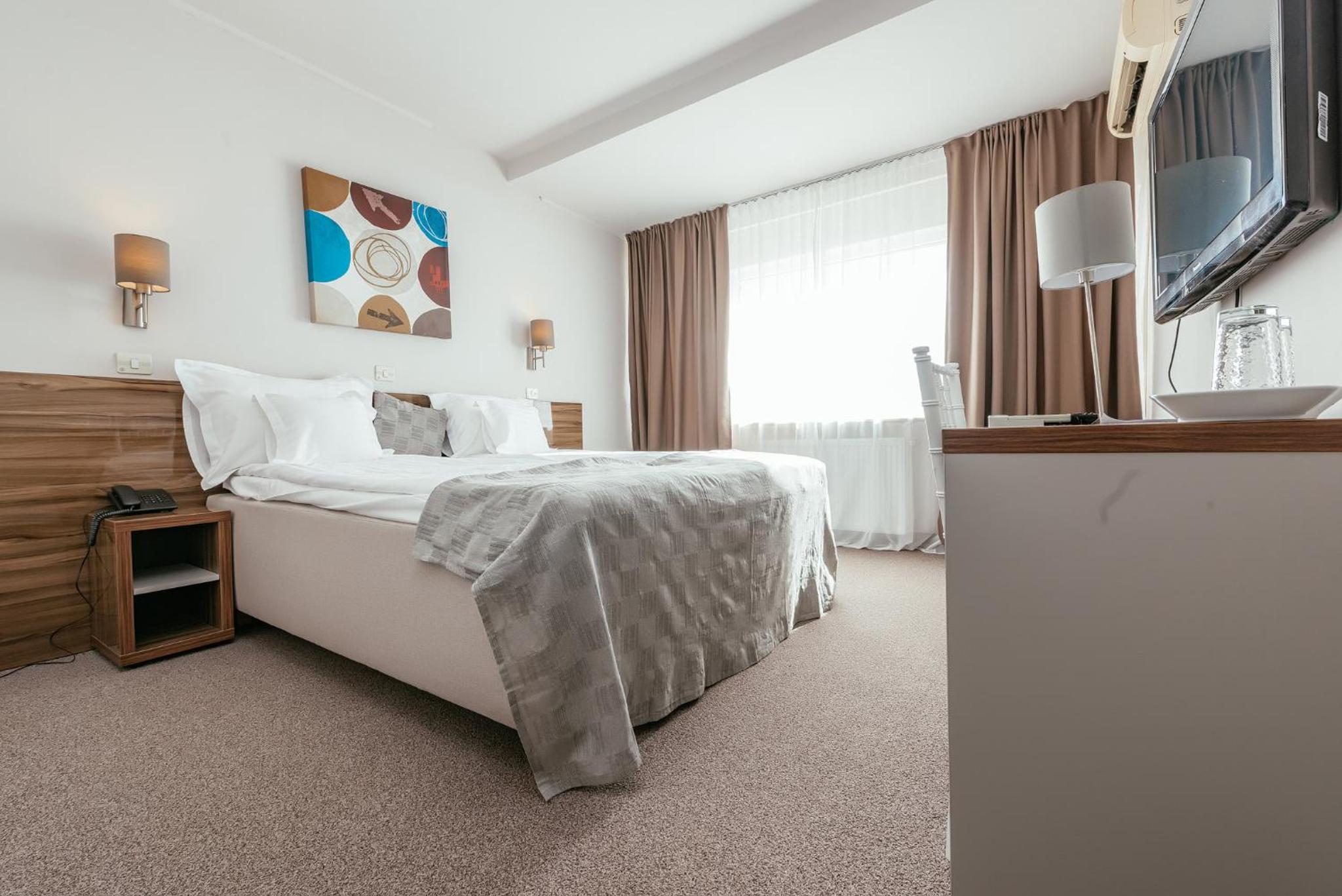 Superior Double or Twin Room - Photo 1