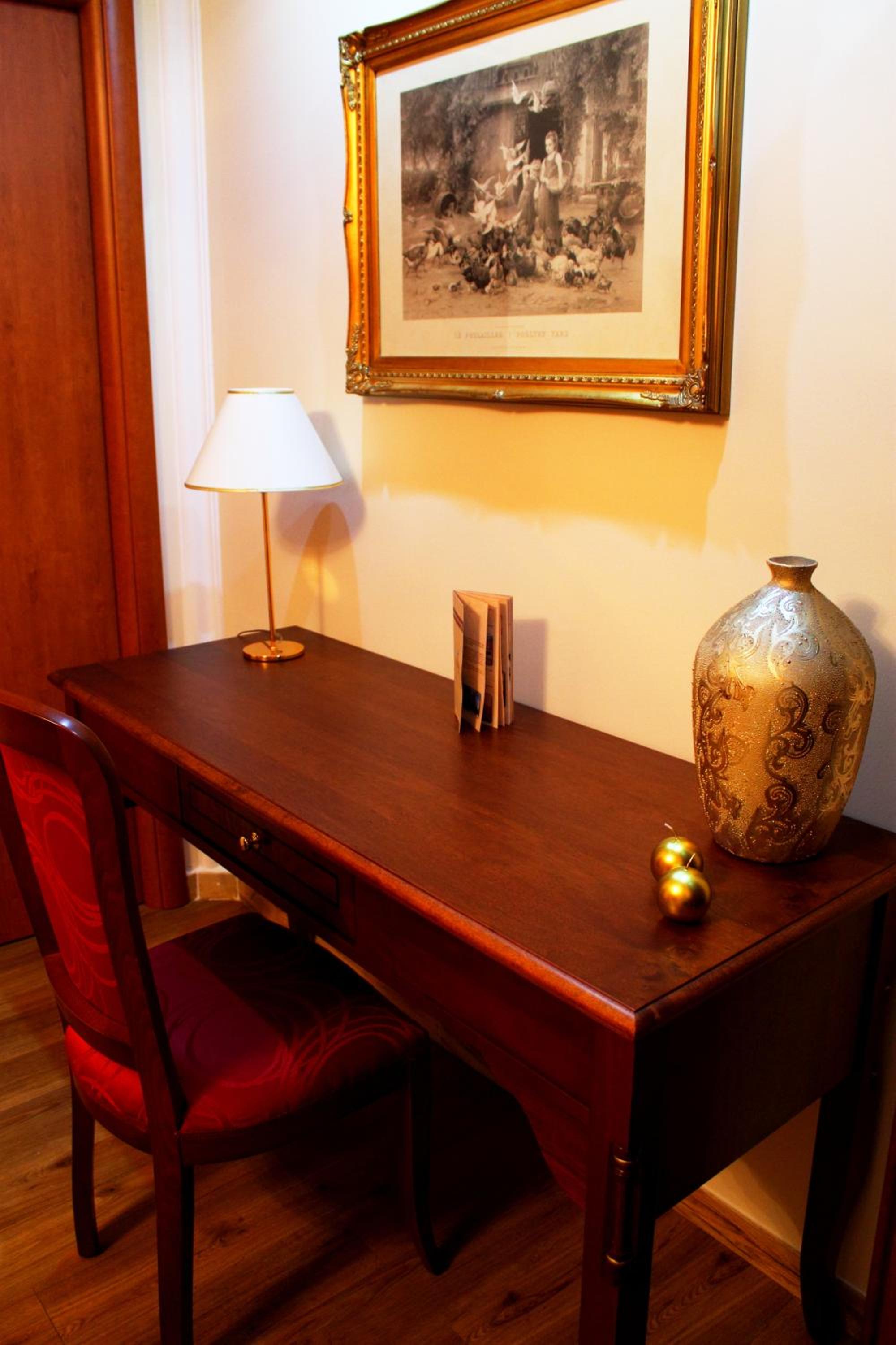 Prestige Suite - Photo 5