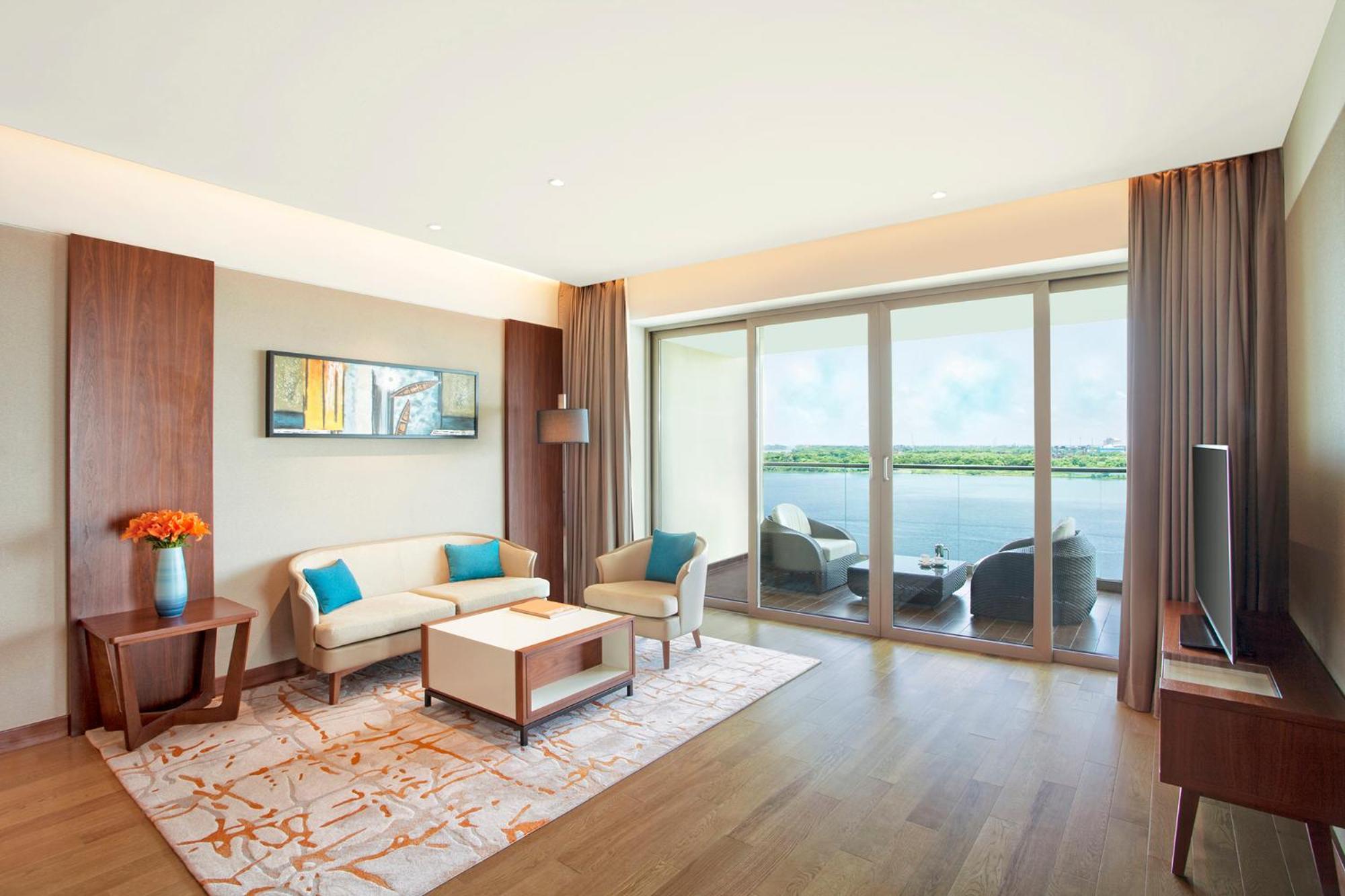 Grand Suite with Terrace