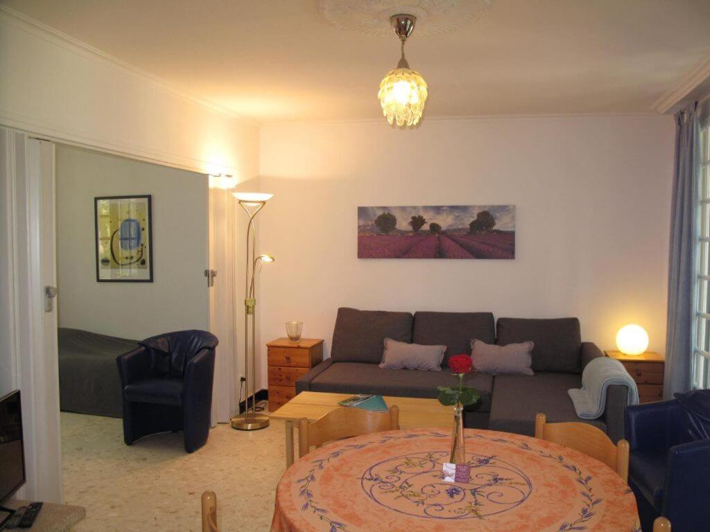 Apartment with Balcony photo 1