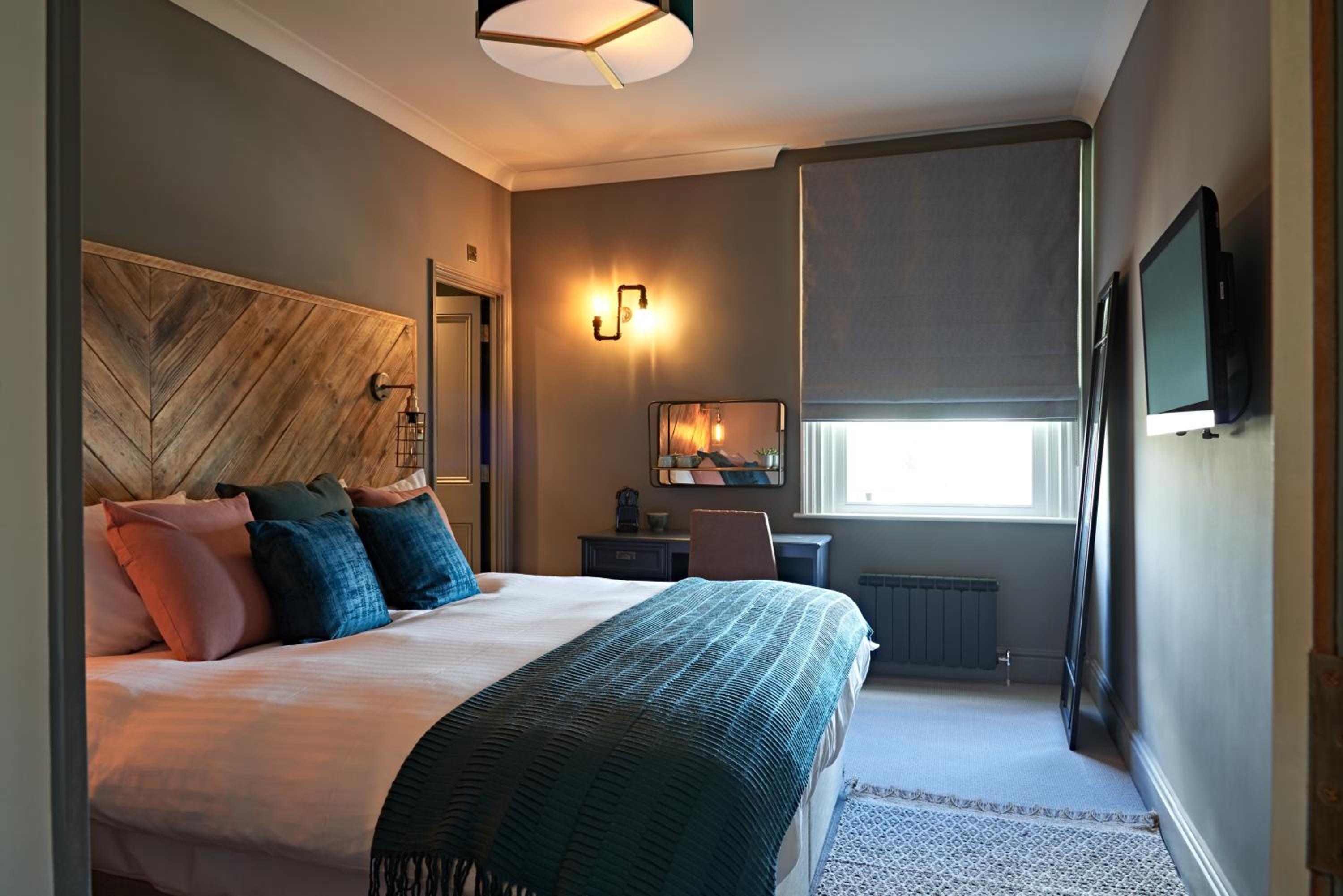 Superior Double or Twin Room photo 2