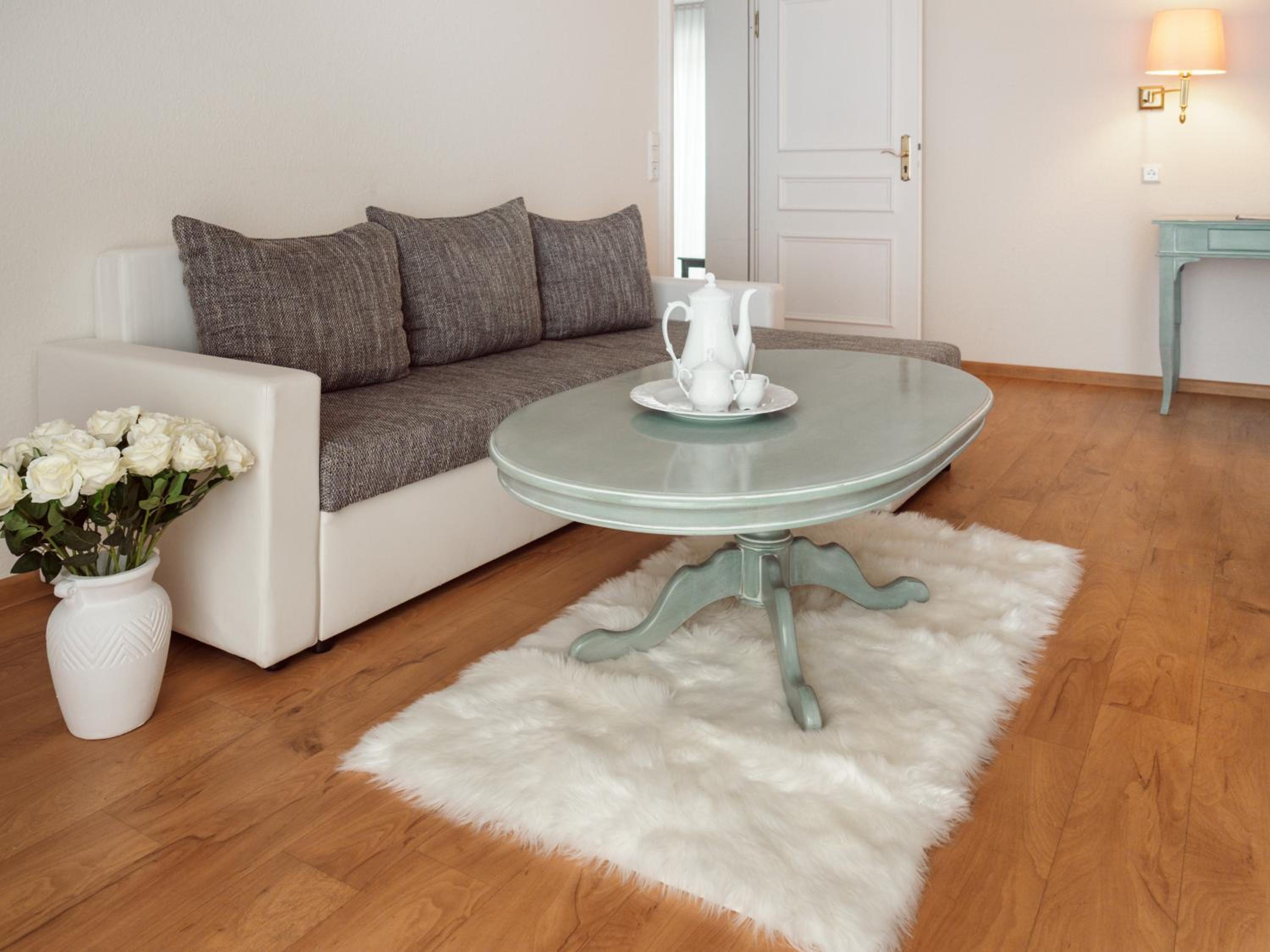 Suite - Photo 2