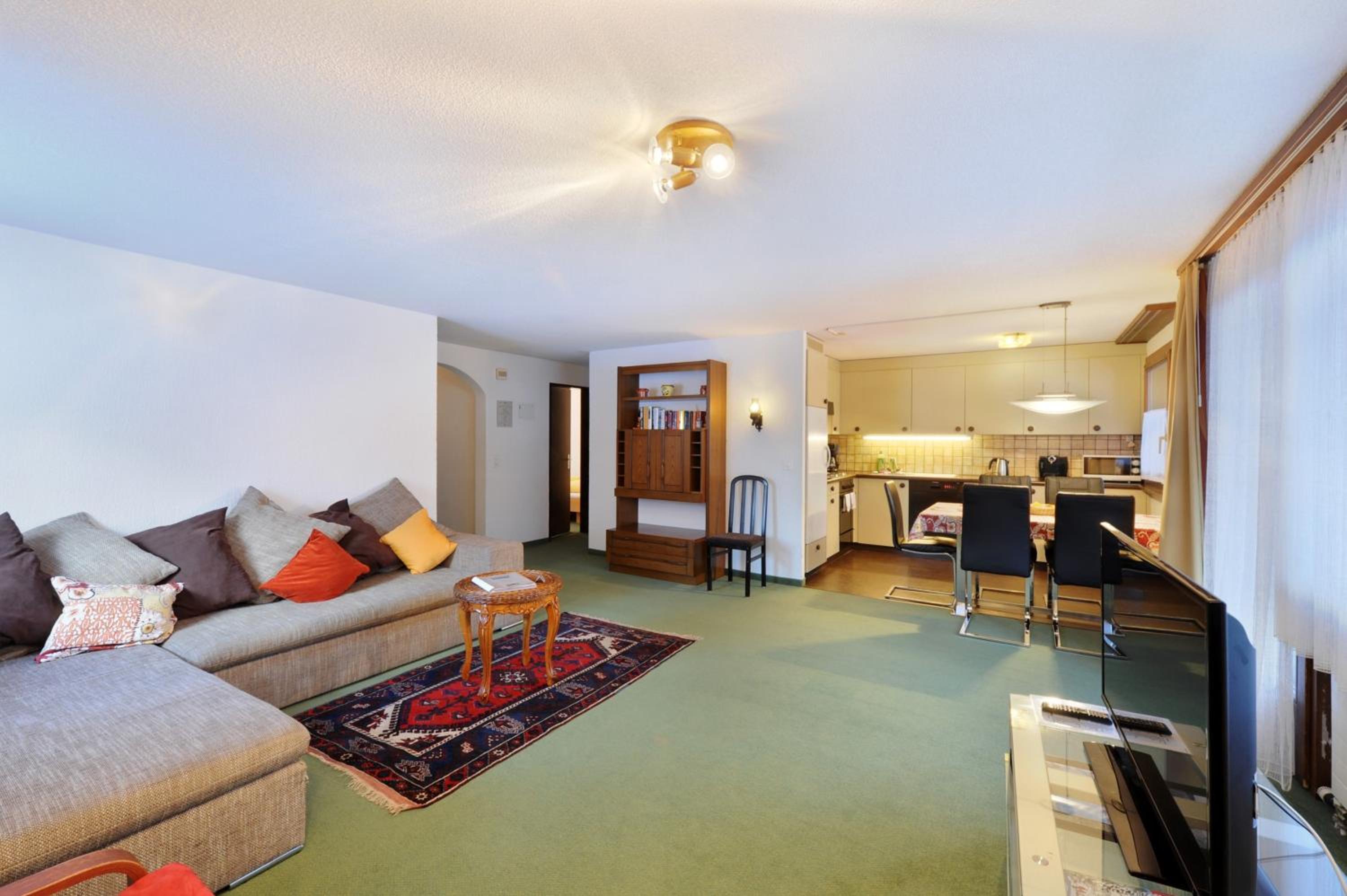 Economy Two-Bedroom Apartment (504)