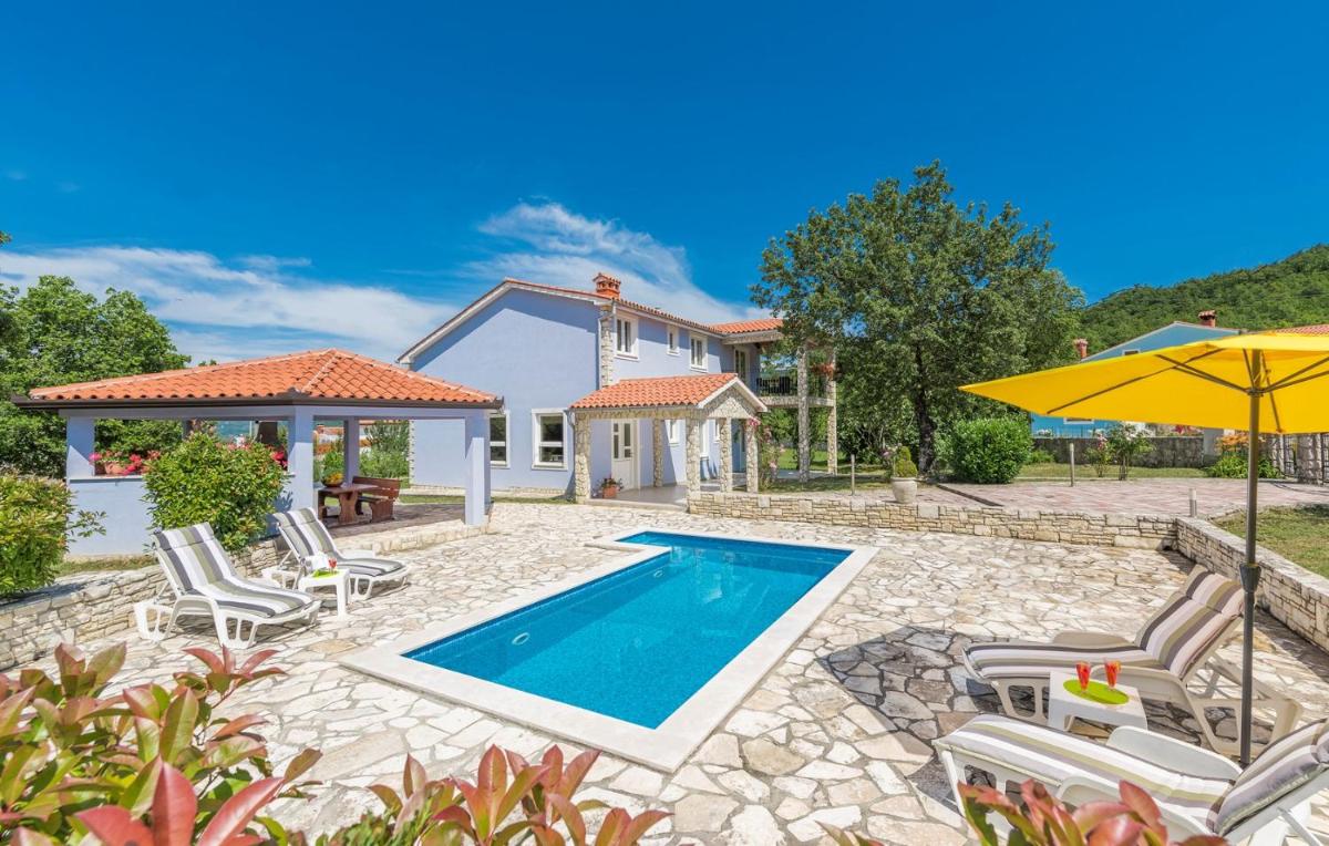 Villa with Private Pool