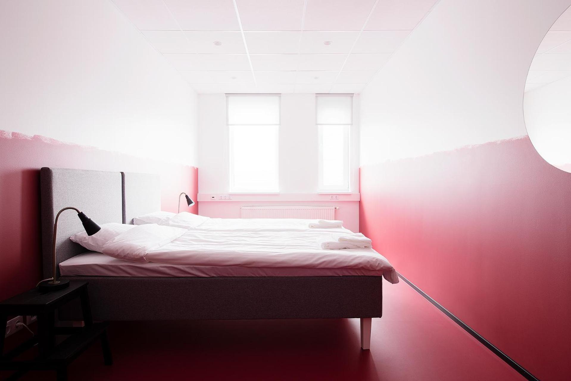 Double Room - Photo 17