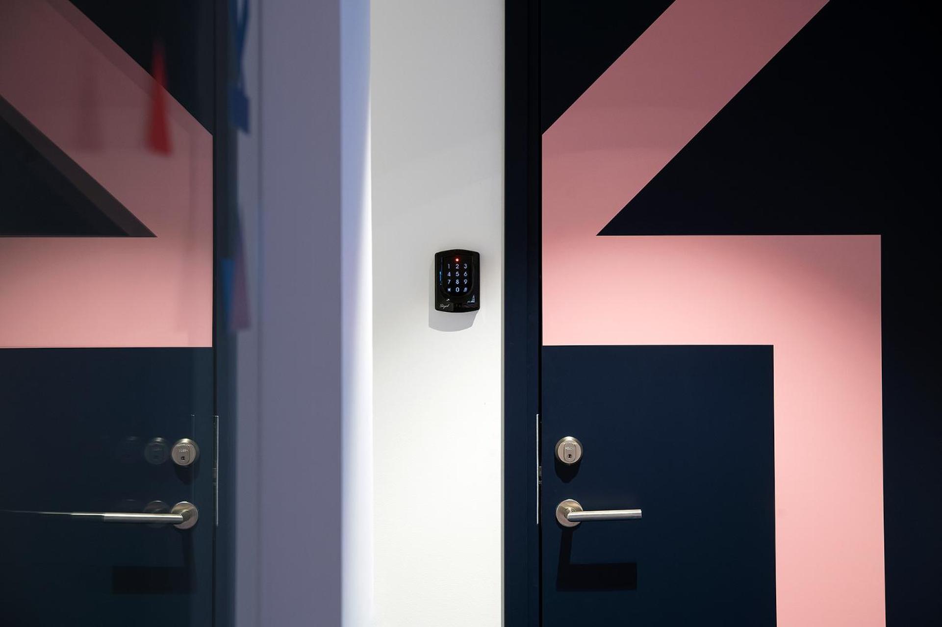 Double Room - Photo 9