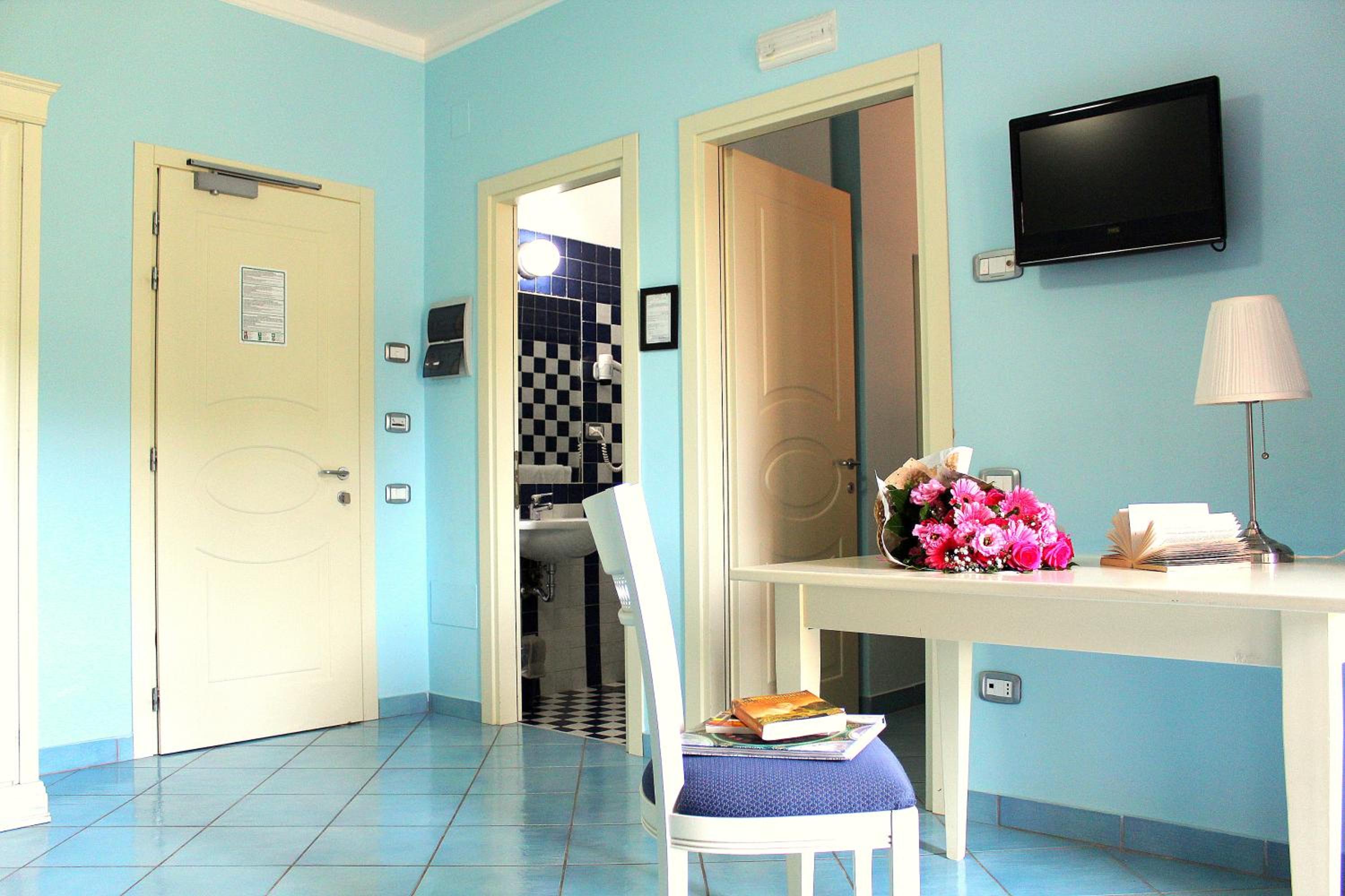 Superior Double or Twin Room - Photo 1
