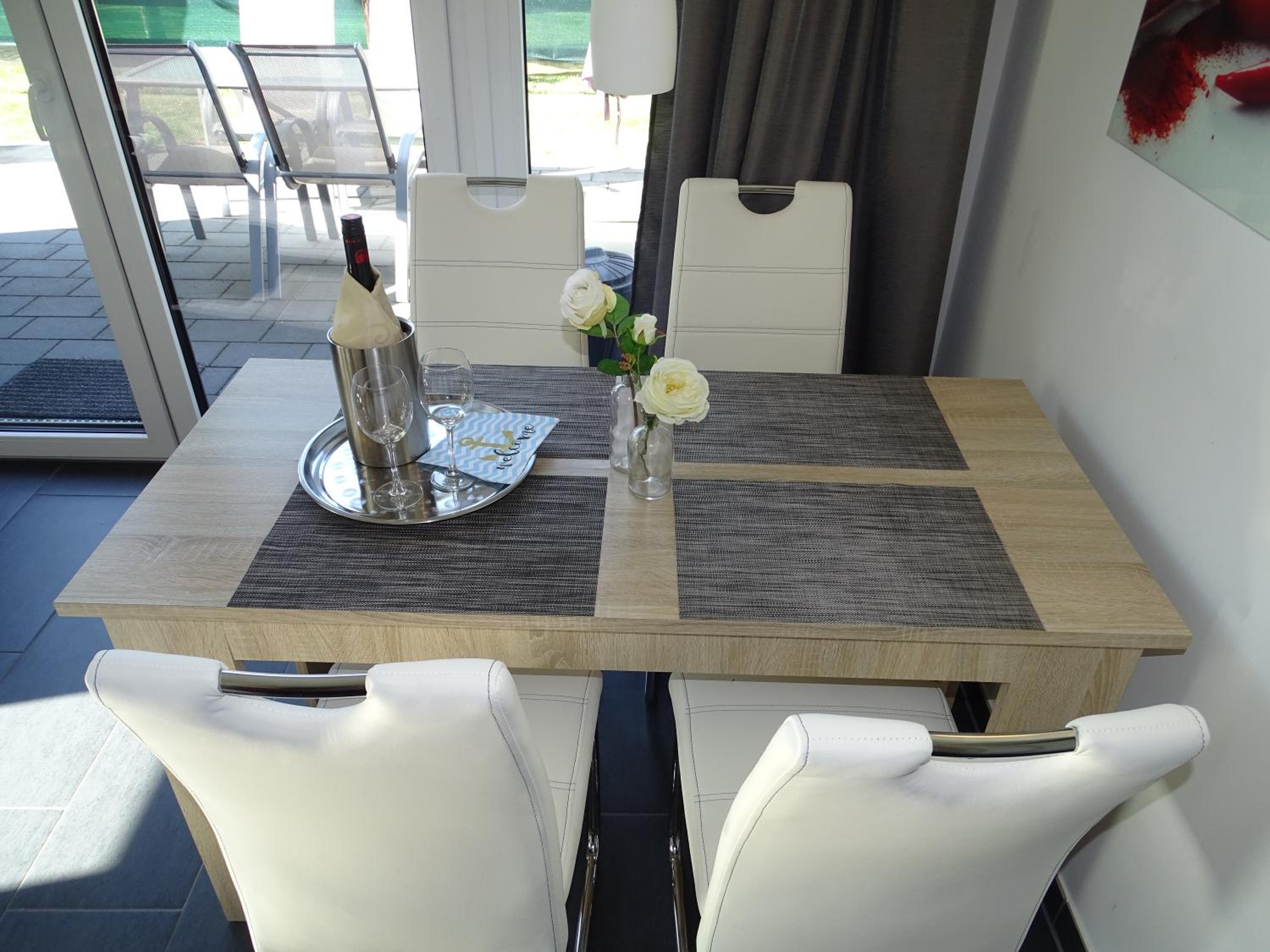 Apartment with Terrace photo 3