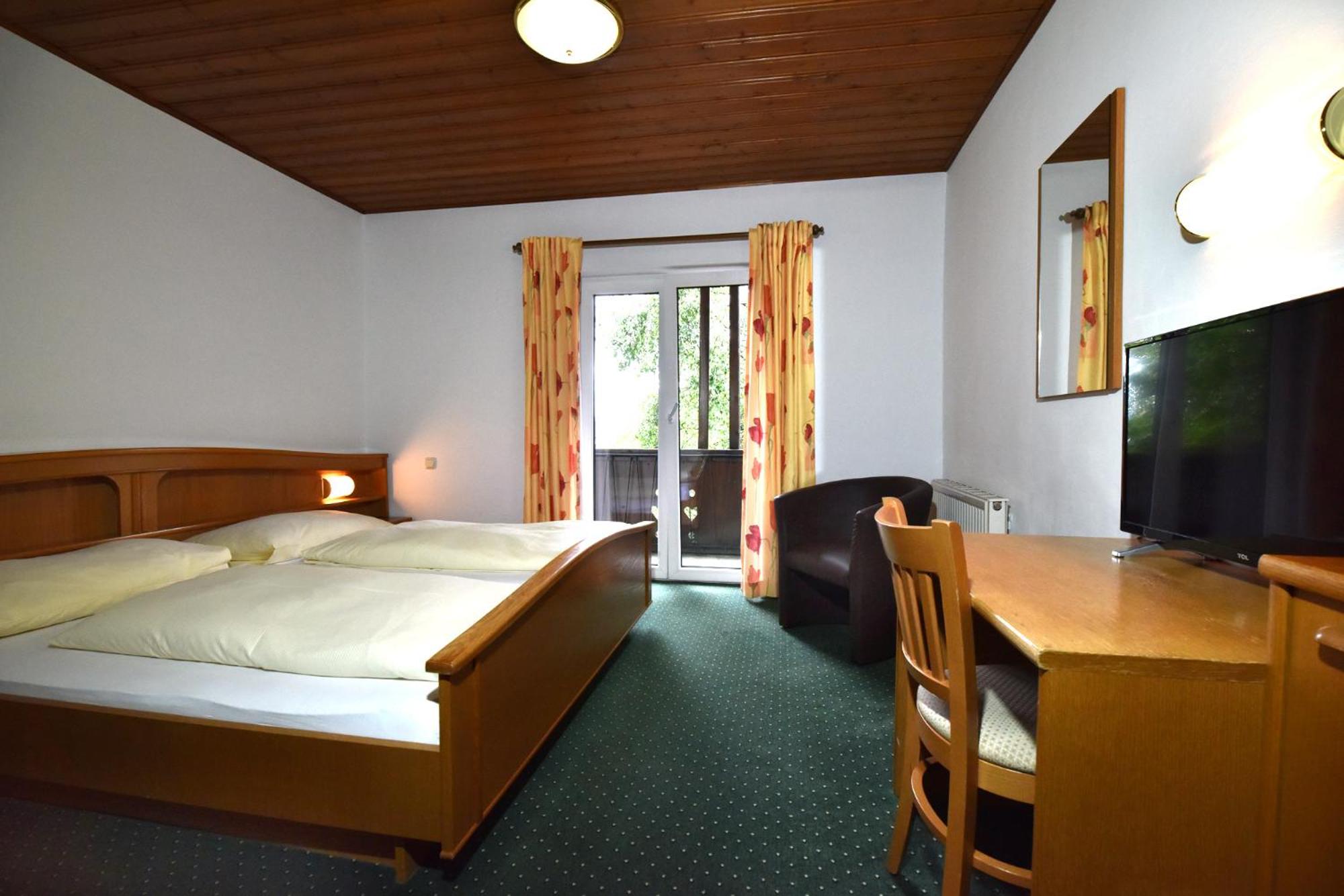 Double Room - Photo 1