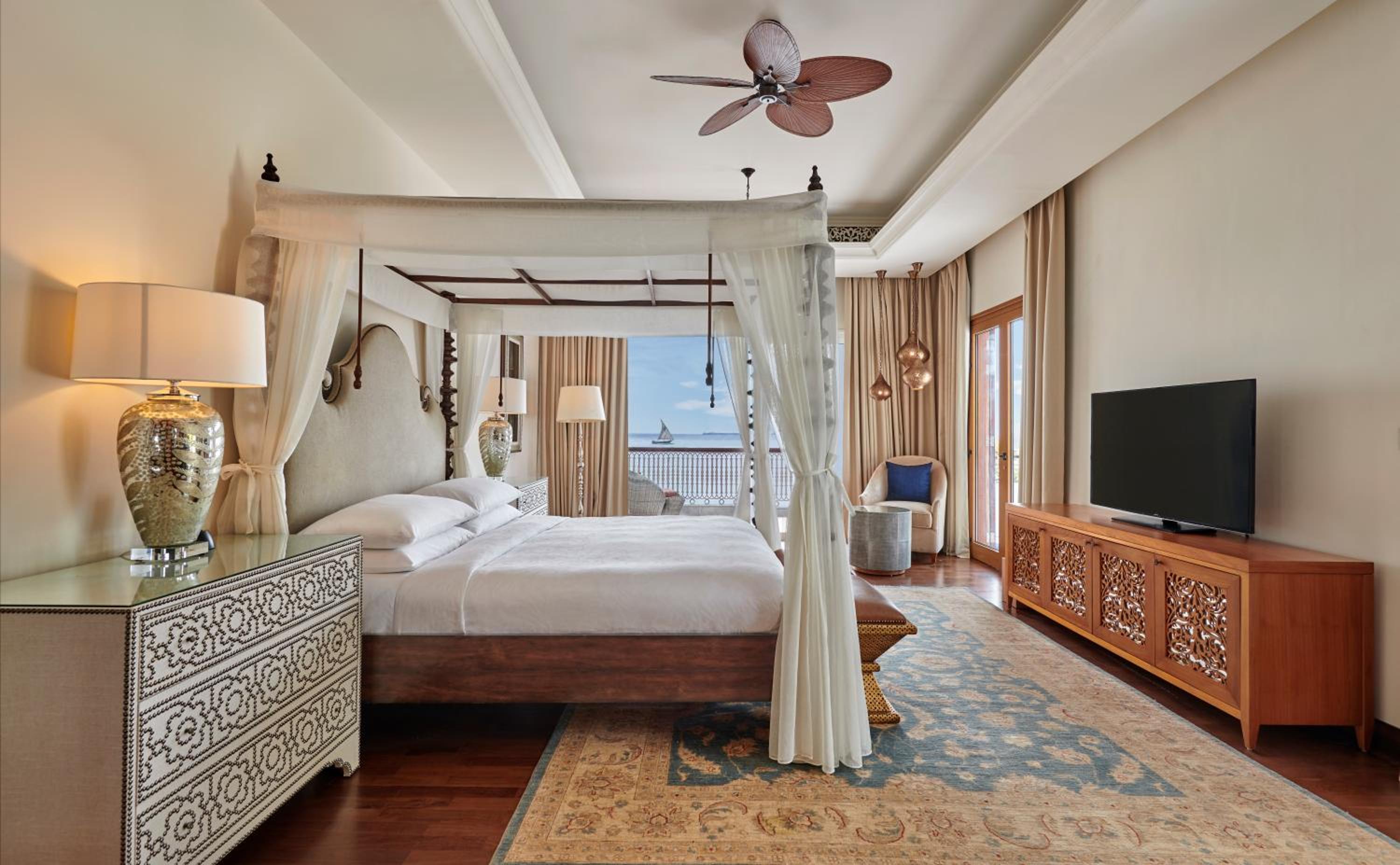 Presidential Suite photo 3