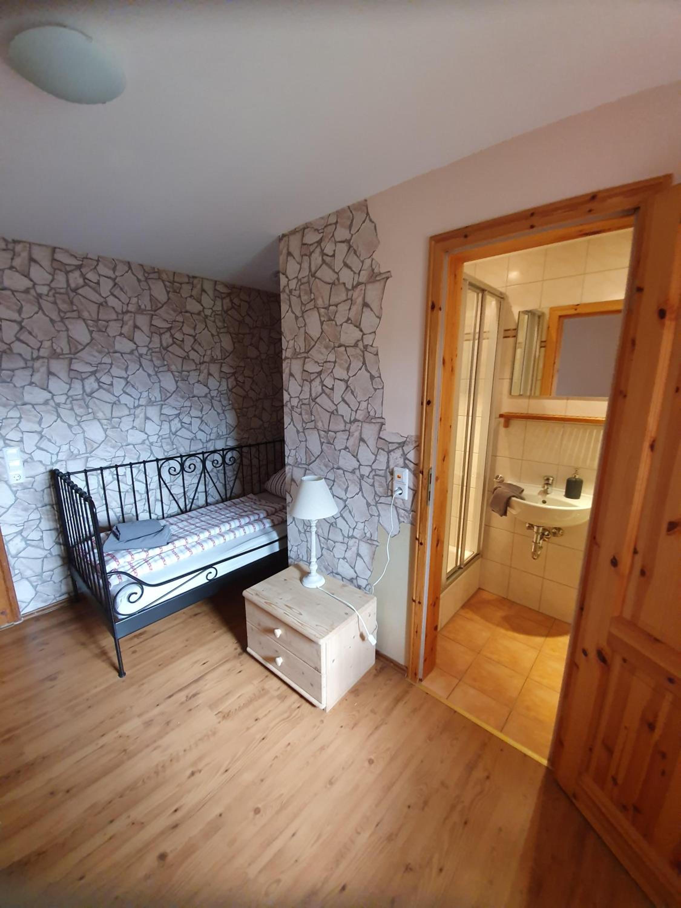 Triple Room with Shower photo 2