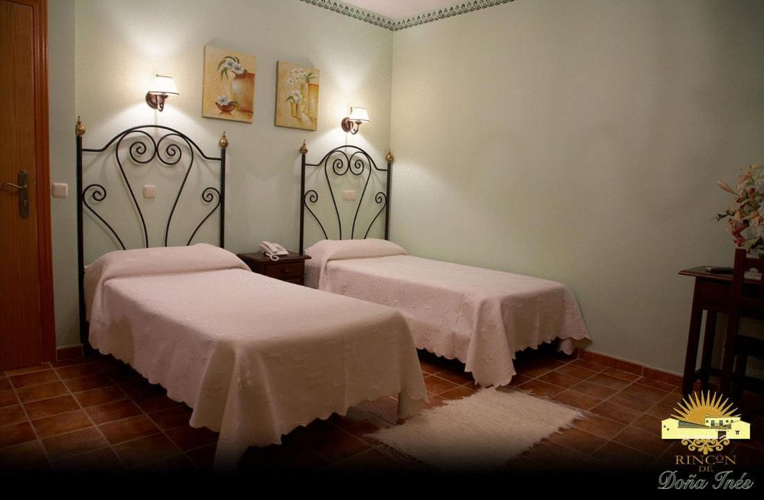 Habitación Doble o con Dos Camas